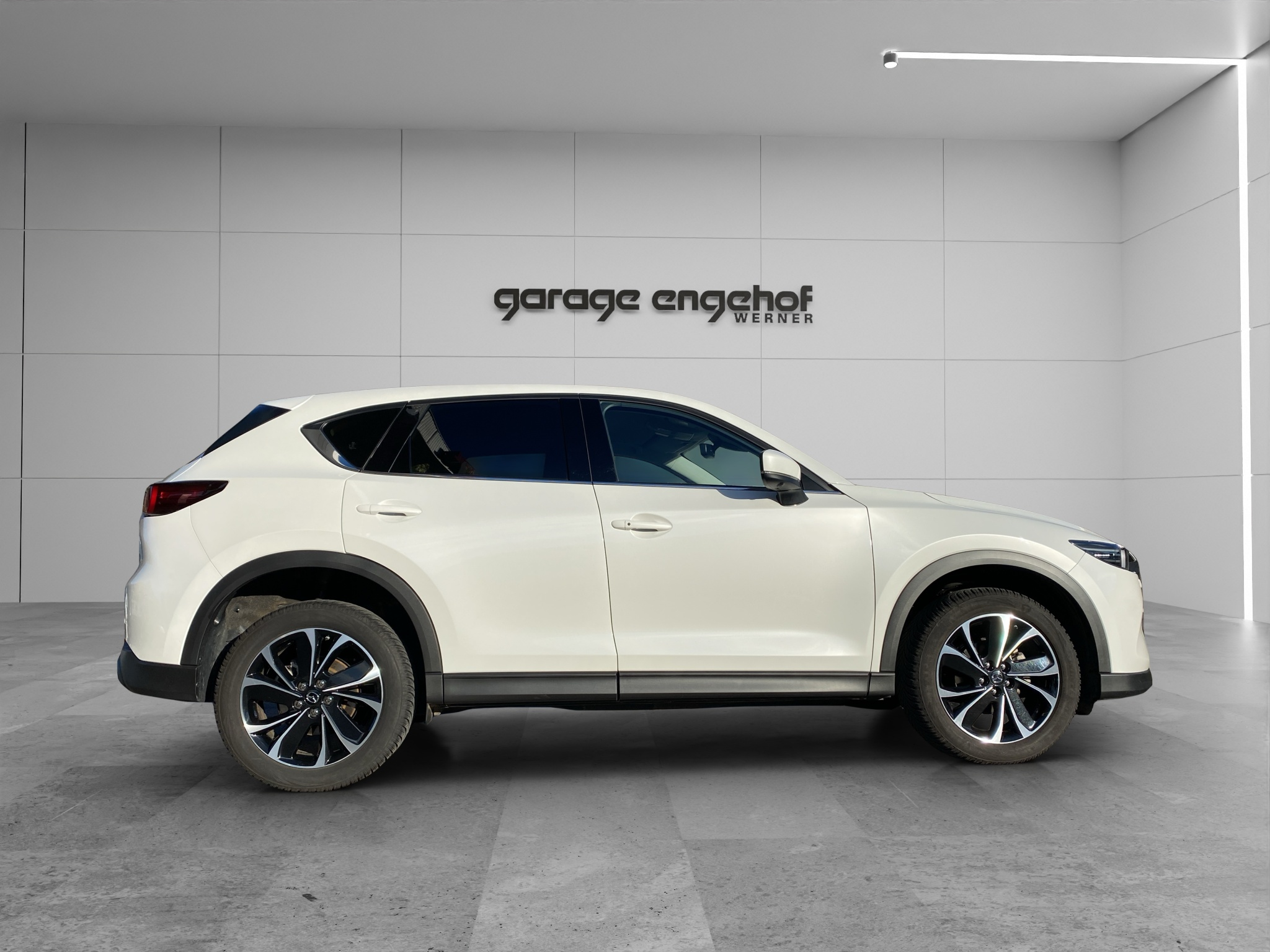 listing desktop thumbnail image 8