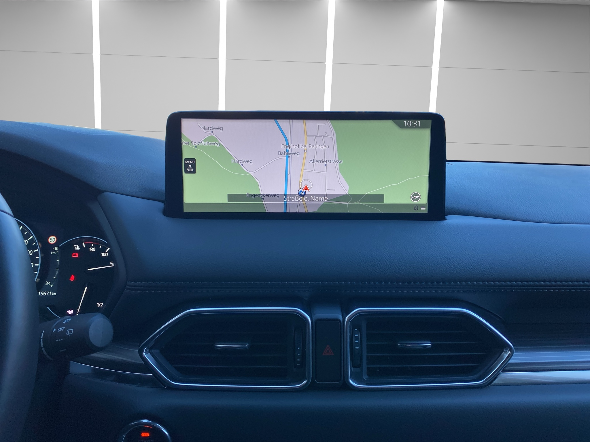 listing desktop thumbnail image 12