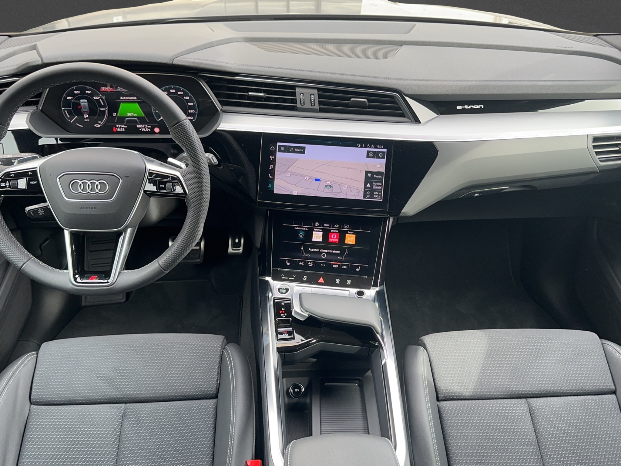 listing desktop thumbnail image 8