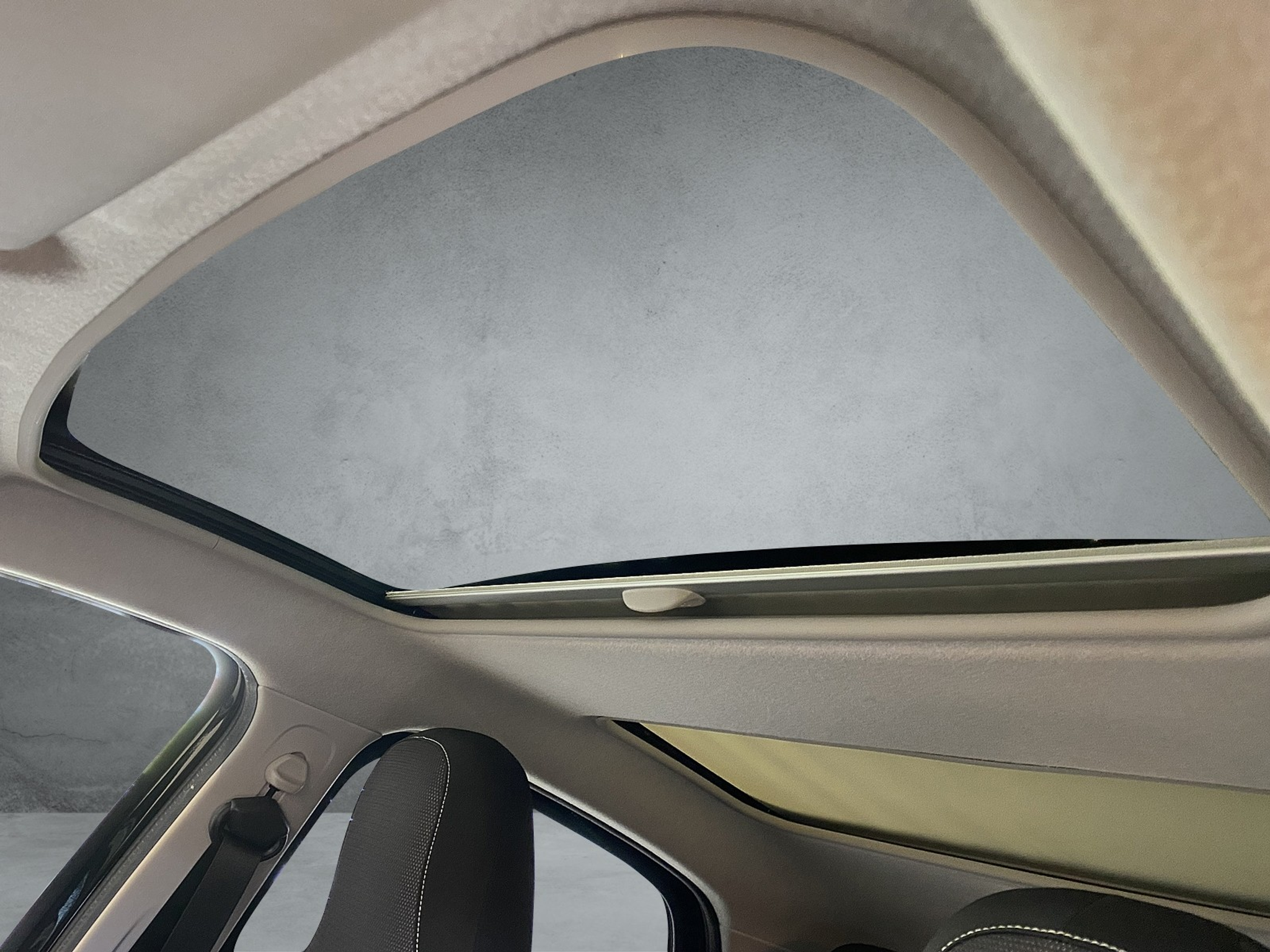 listing desktop thumbnail image 12