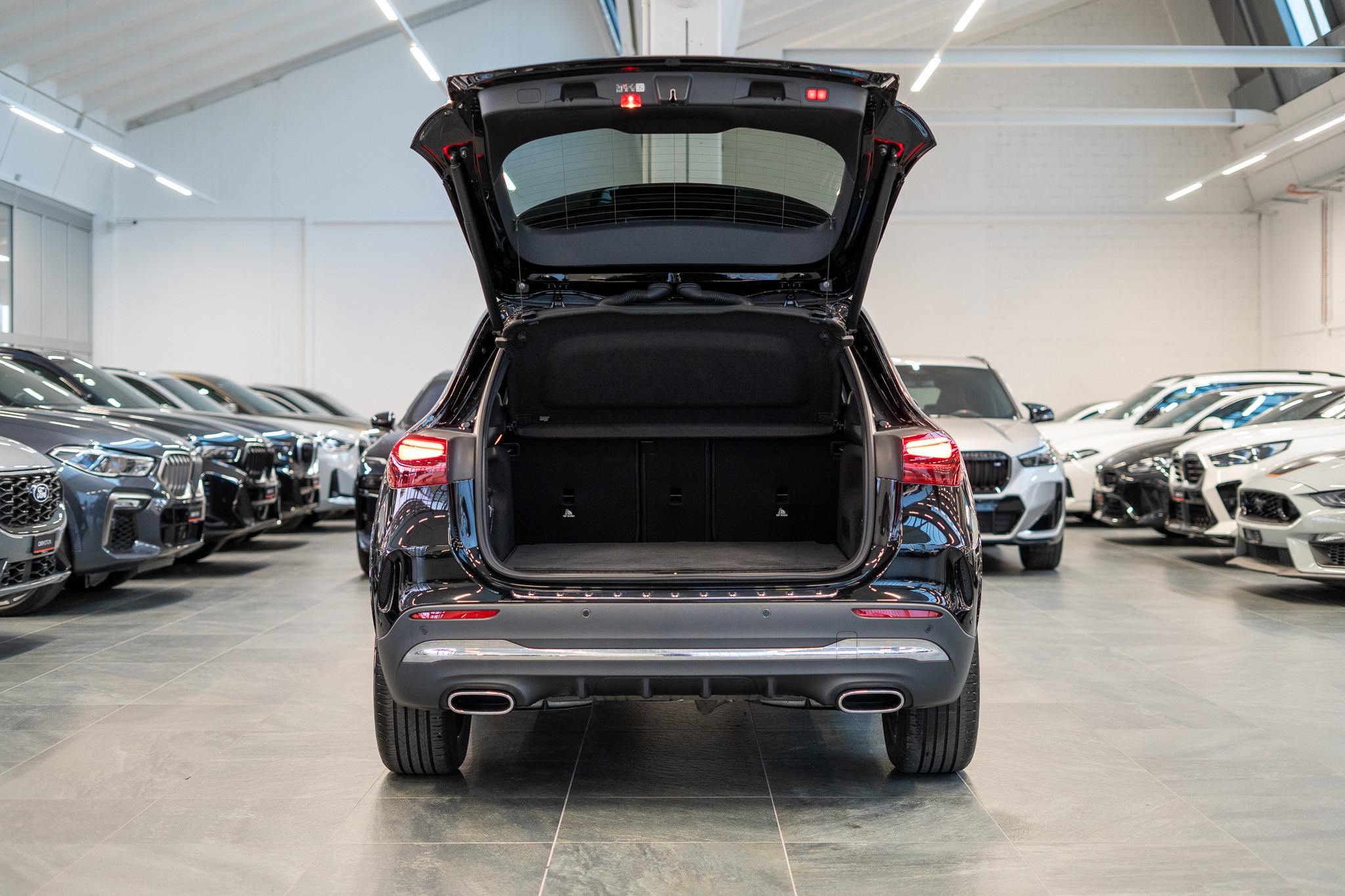 listing desktop thumbnail image 5