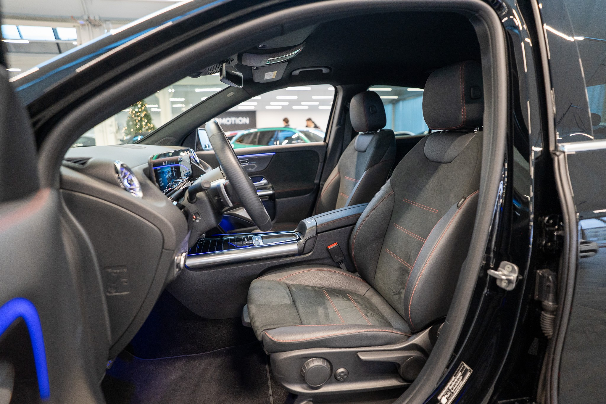 listing desktop thumbnail image 7