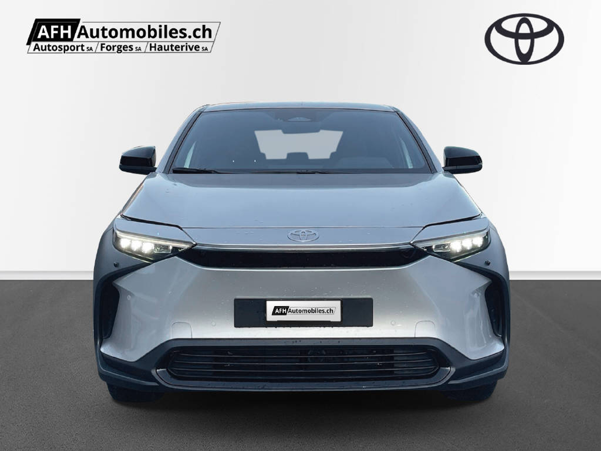 listing desktop thumbnail image 3