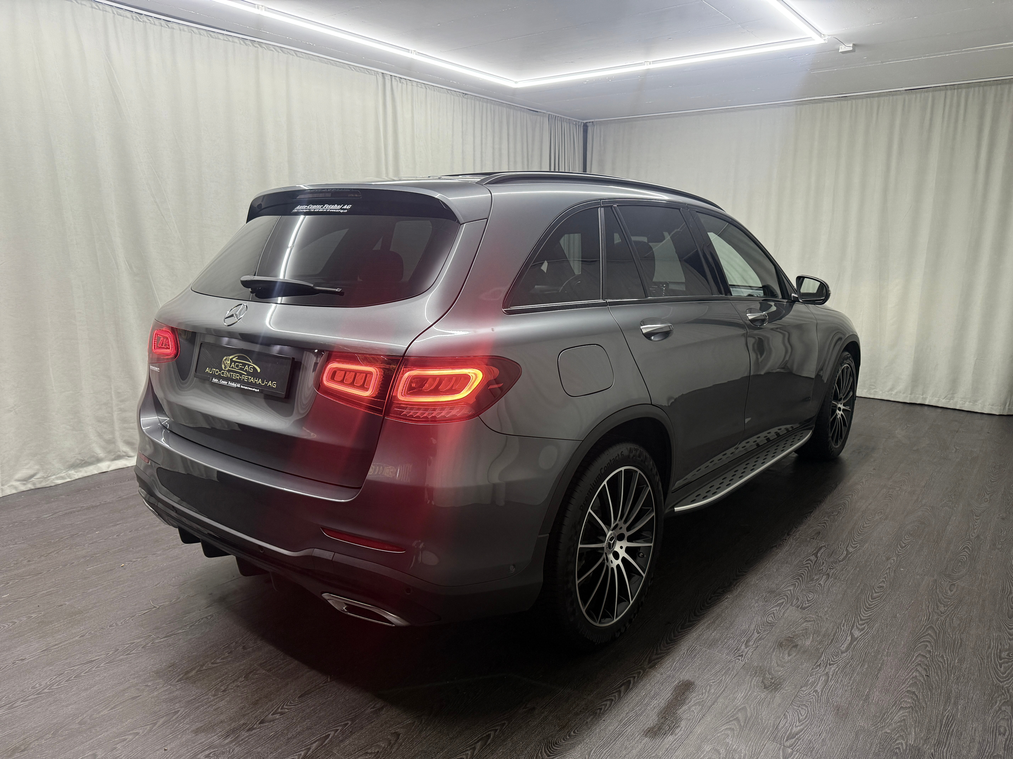 listing desktop thumbnail image 3