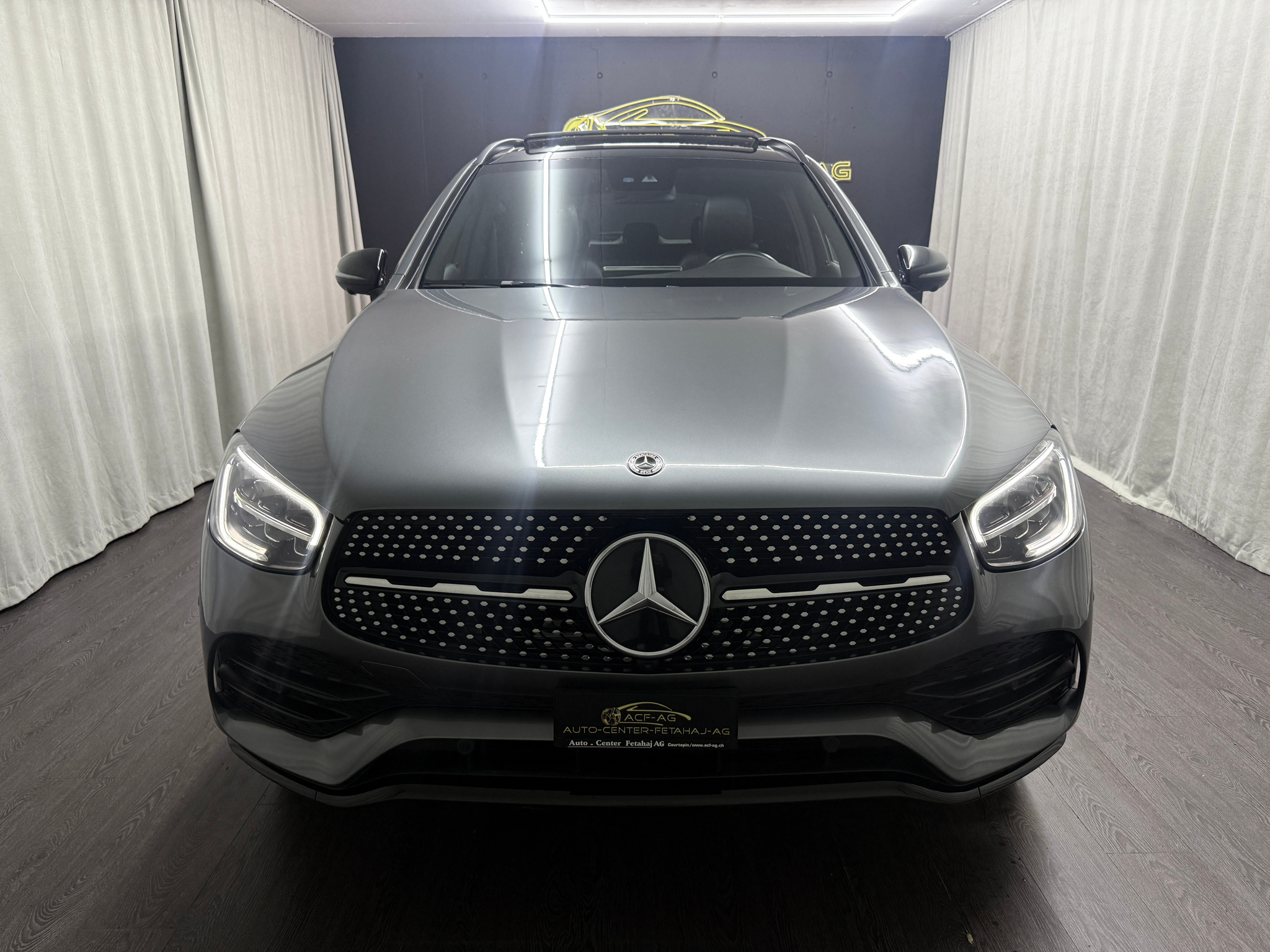 listing desktop thumbnail image 1