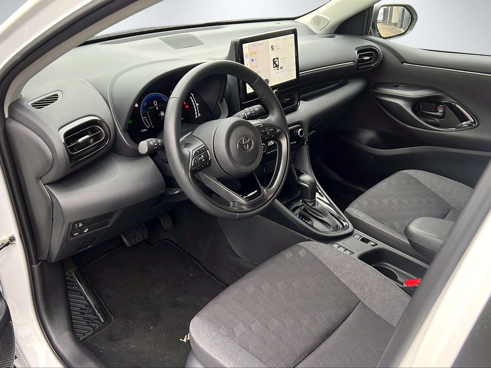 listing desktop thumbnail image 13