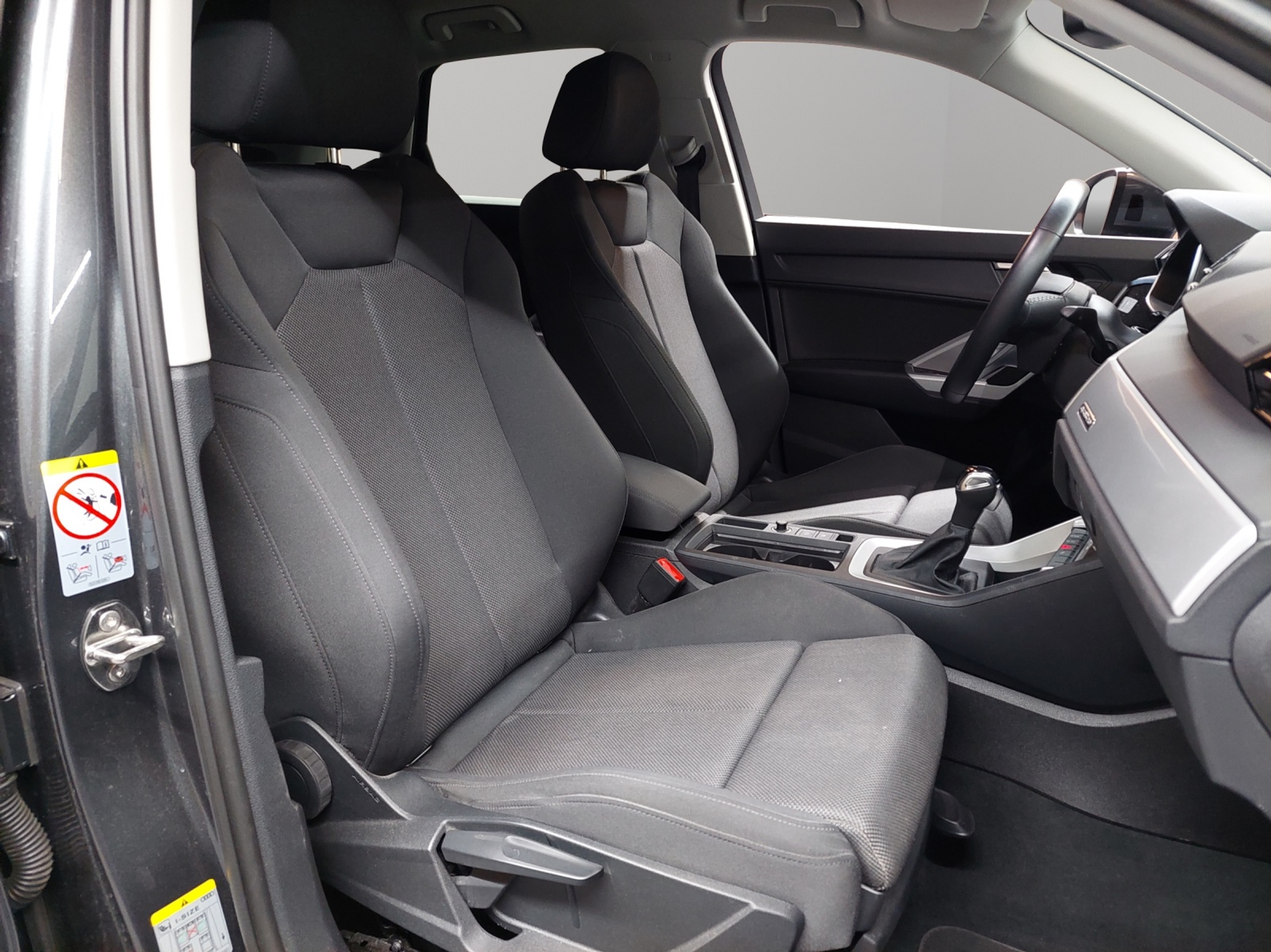 listing desktop thumbnail image 8