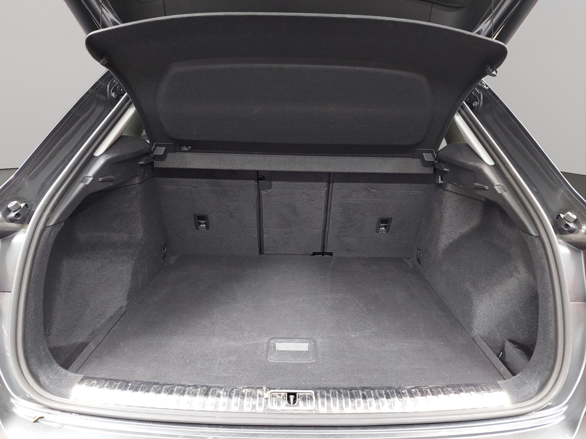 listing desktop thumbnail image 10