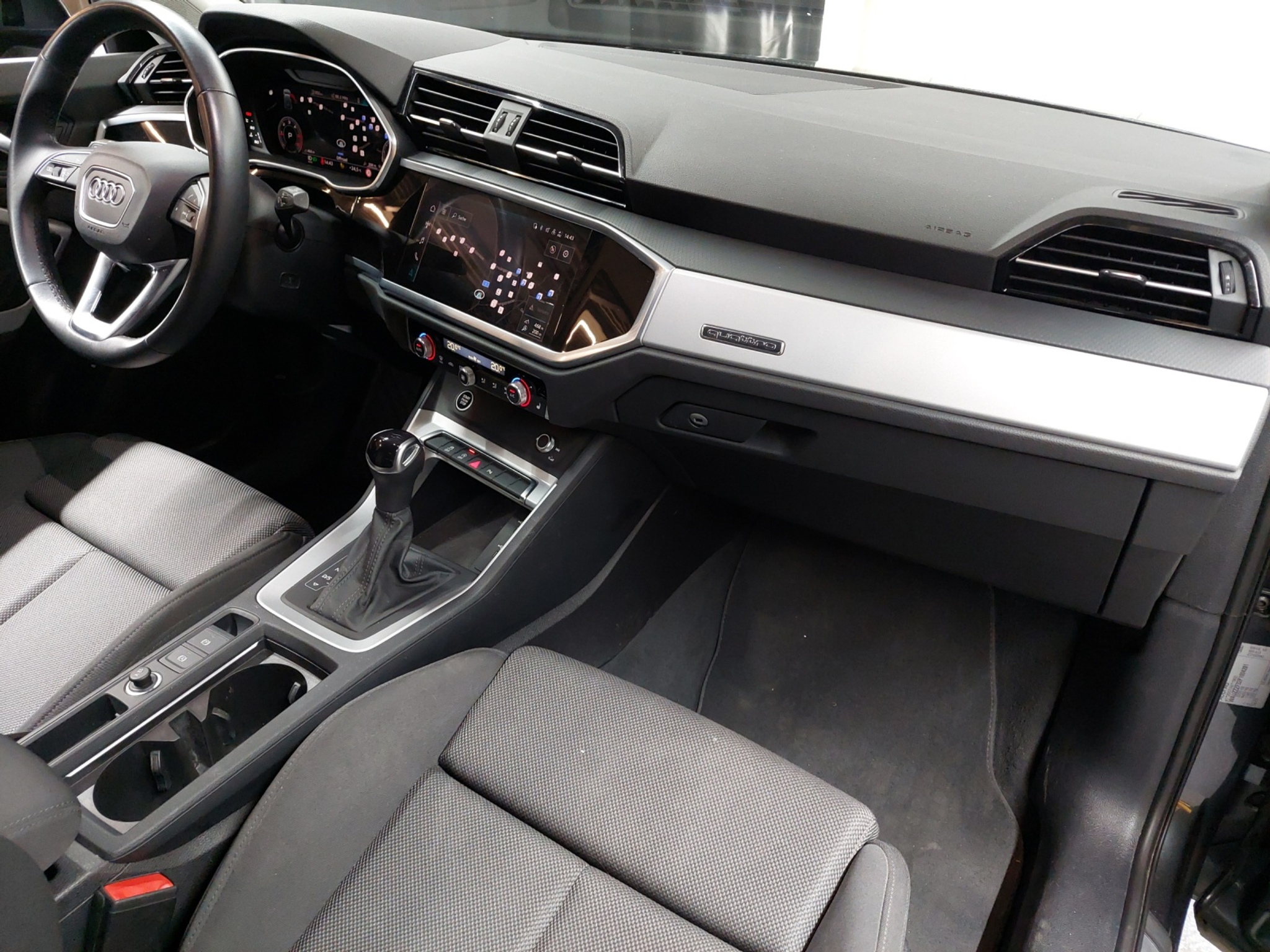 listing desktop thumbnail image 9