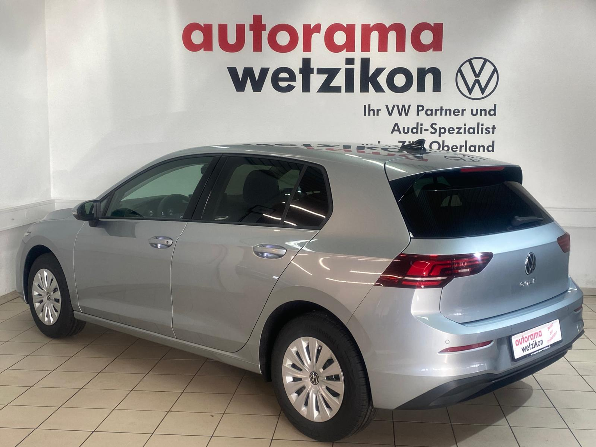 listing desktop thumbnail image 2