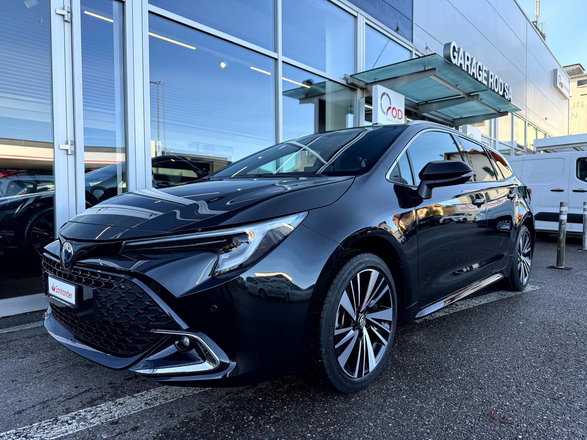 listing desktop thumbnail image 0