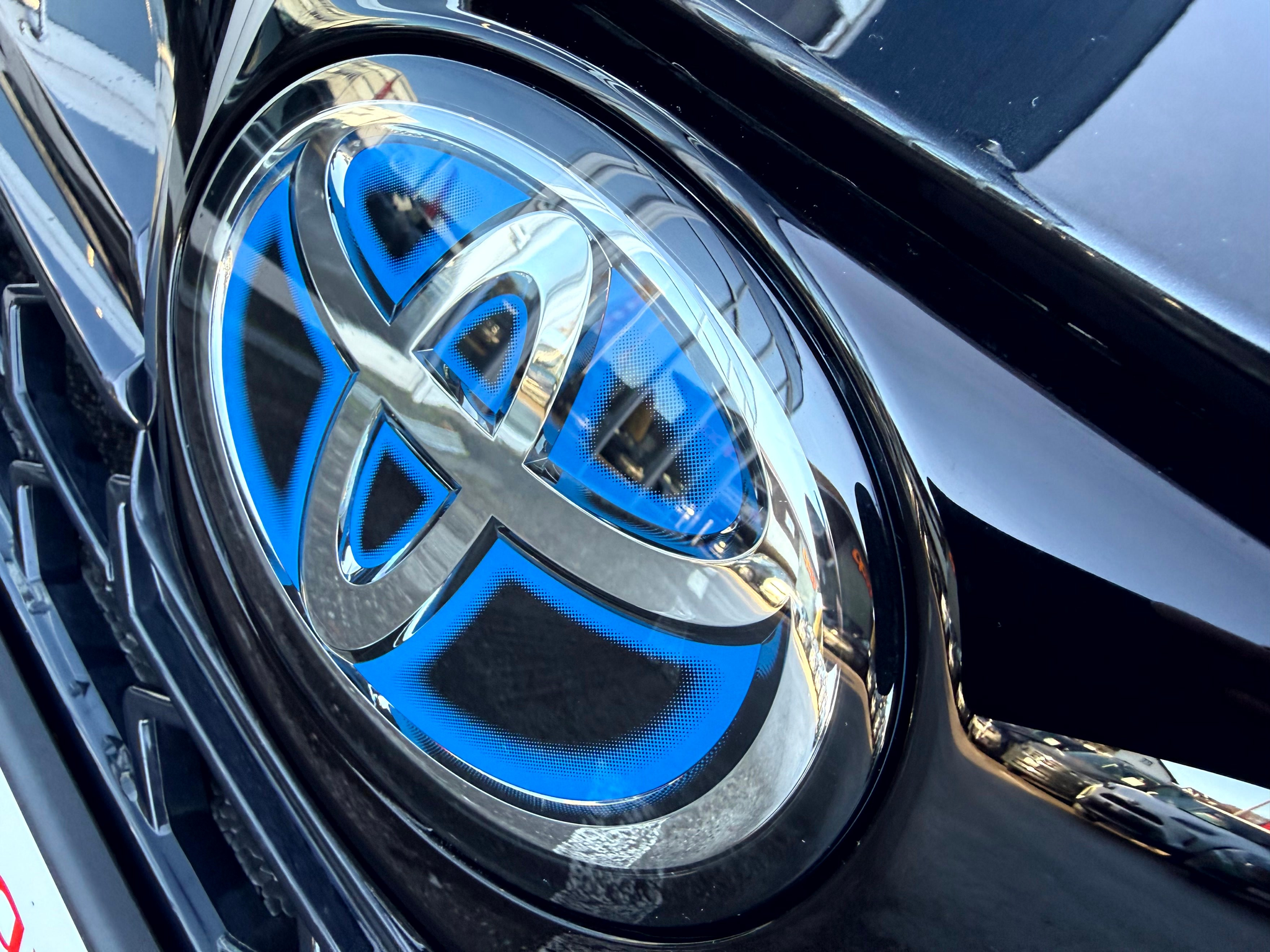 listing desktop thumbnail image 4