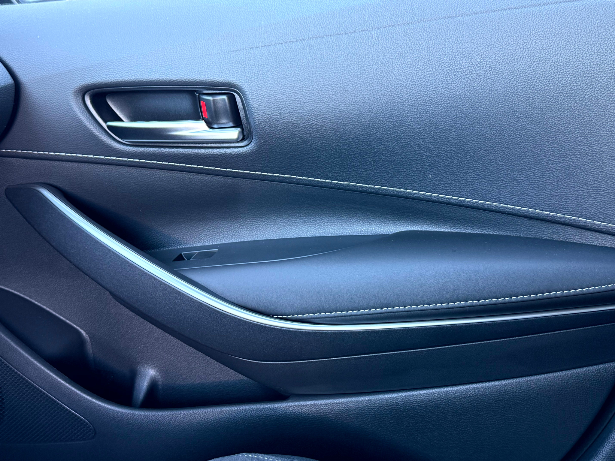 listing desktop thumbnail image 30