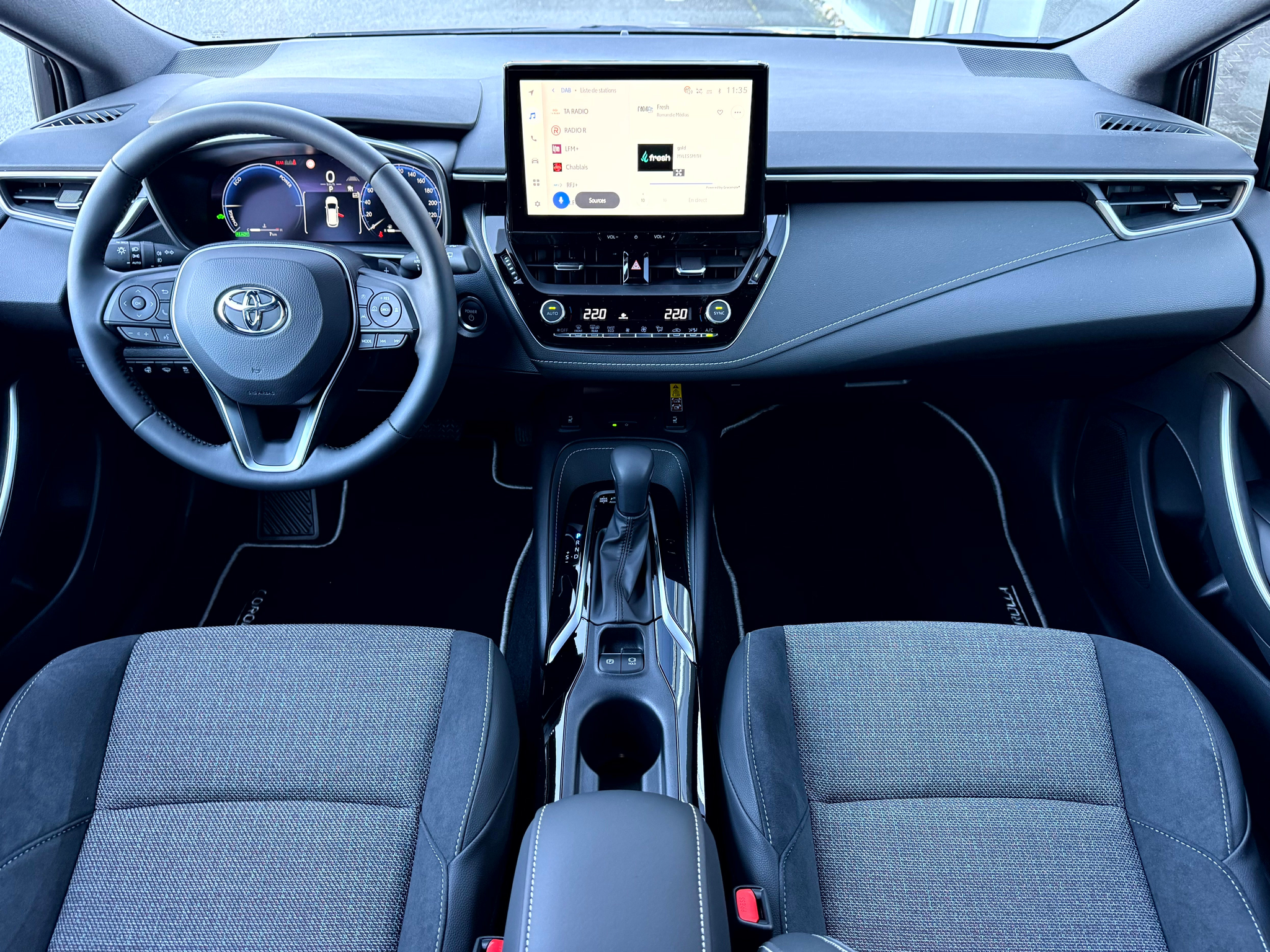 listing desktop thumbnail image 16