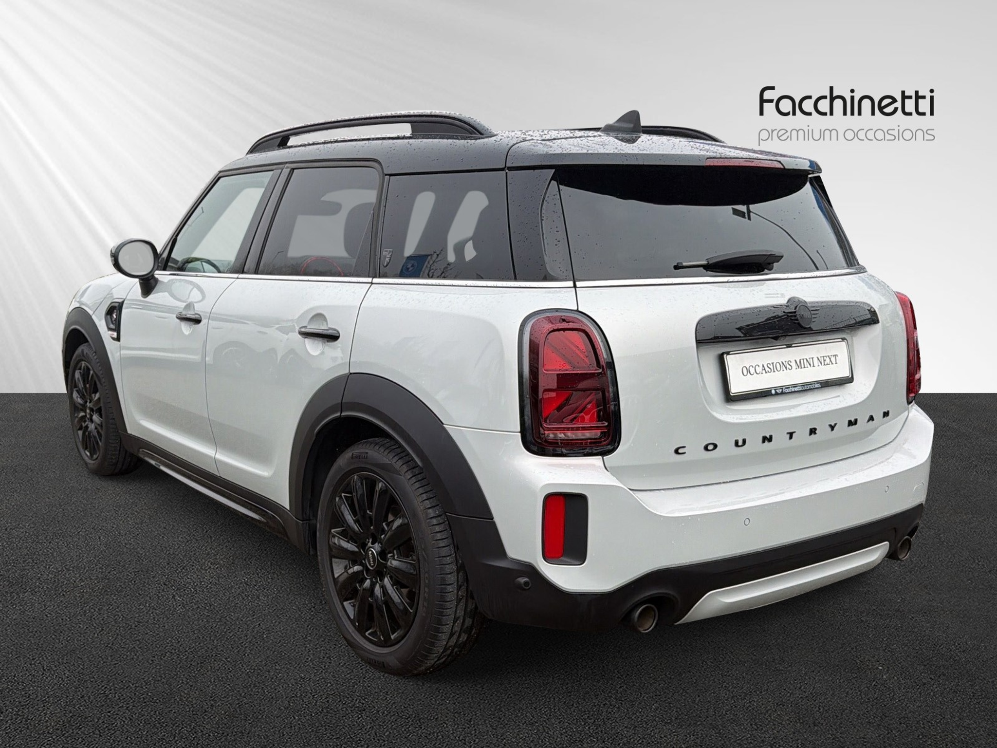 listing desktop thumbnail image 2