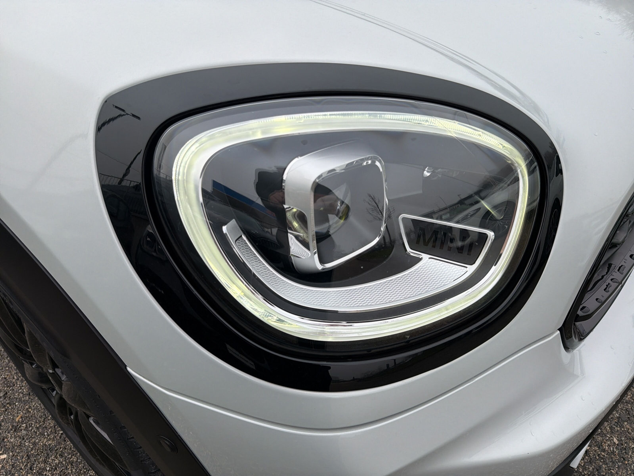 listing desktop thumbnail image 17