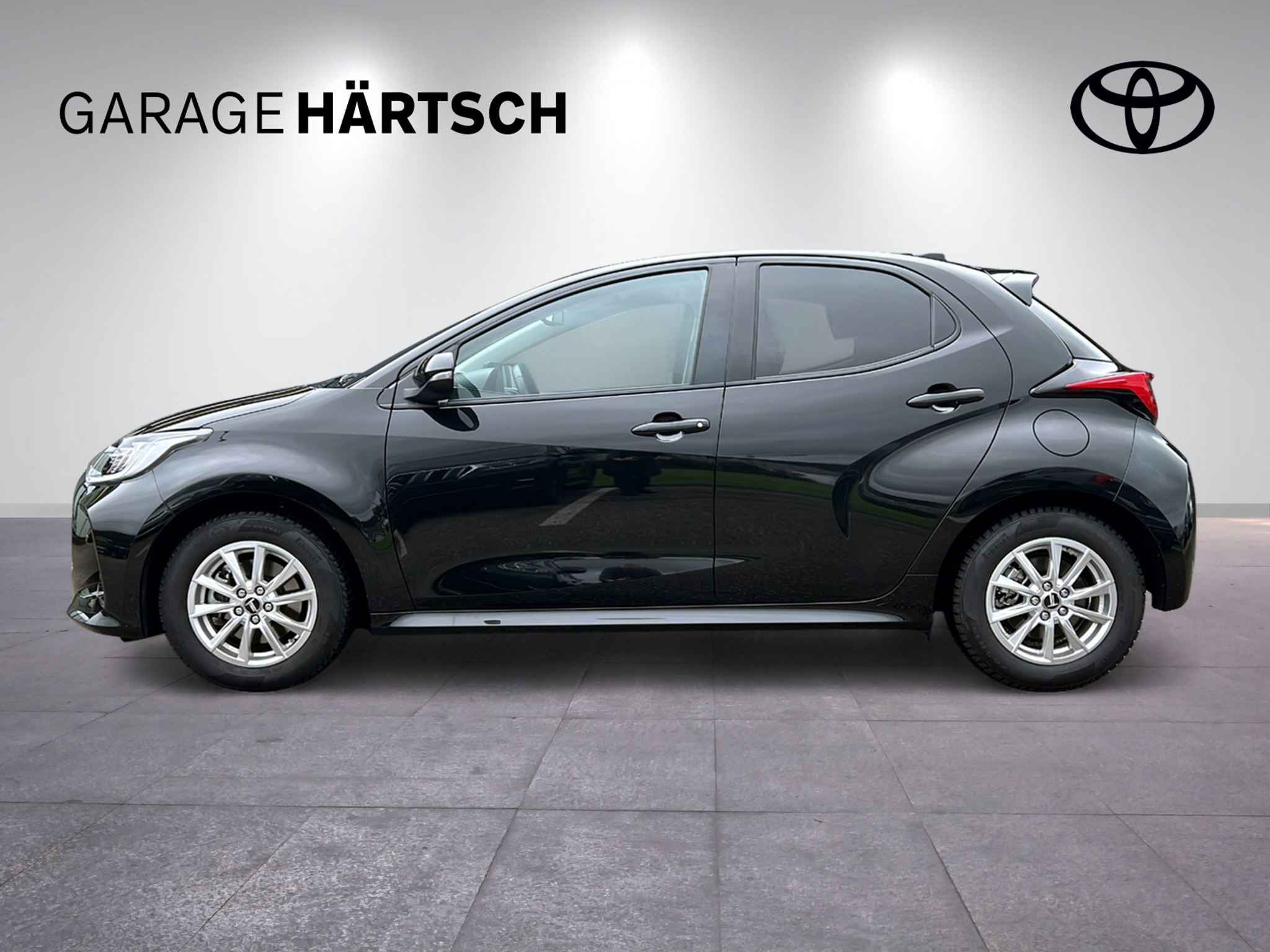 listing desktop thumbnail image 1