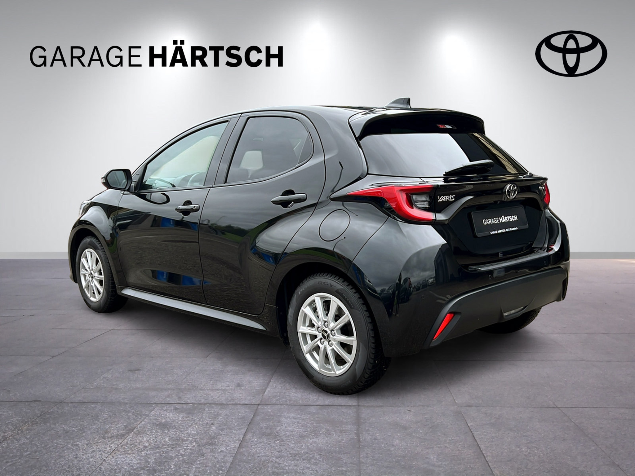 listing desktop thumbnail image 3