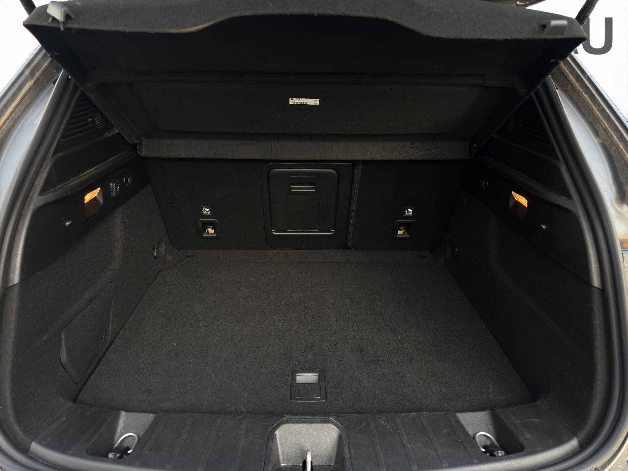 listing desktop thumbnail image 17