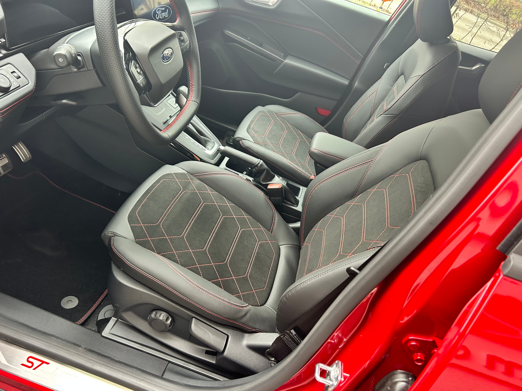 listing desktop thumbnail image 7