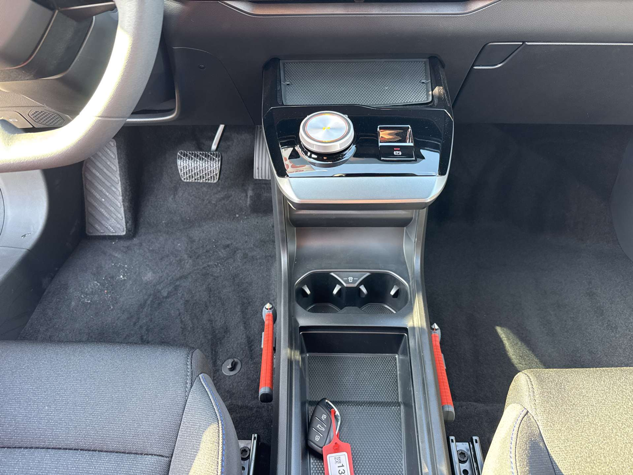 listing desktop thumbnail image 11