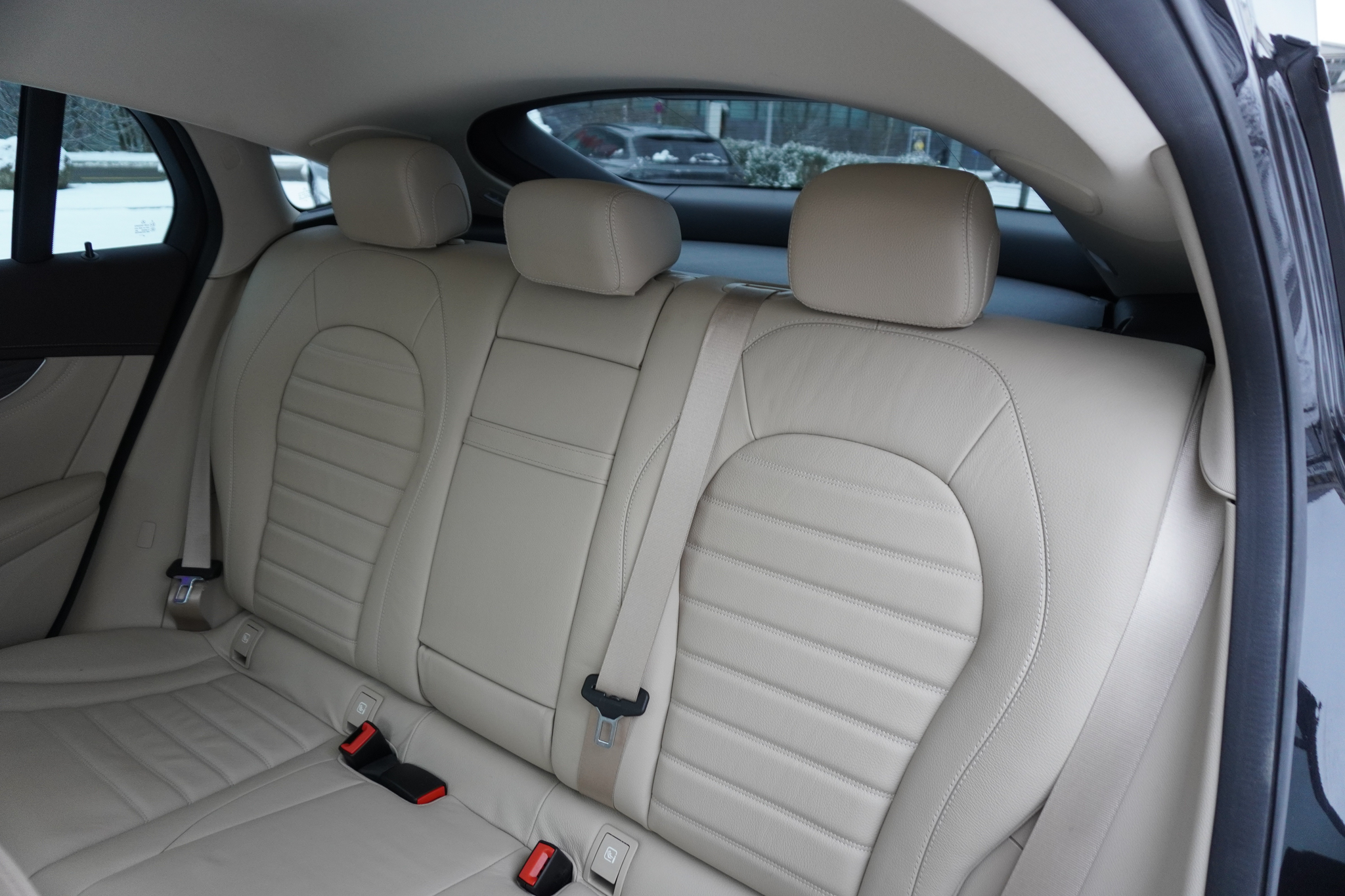 listing desktop thumbnail image 16