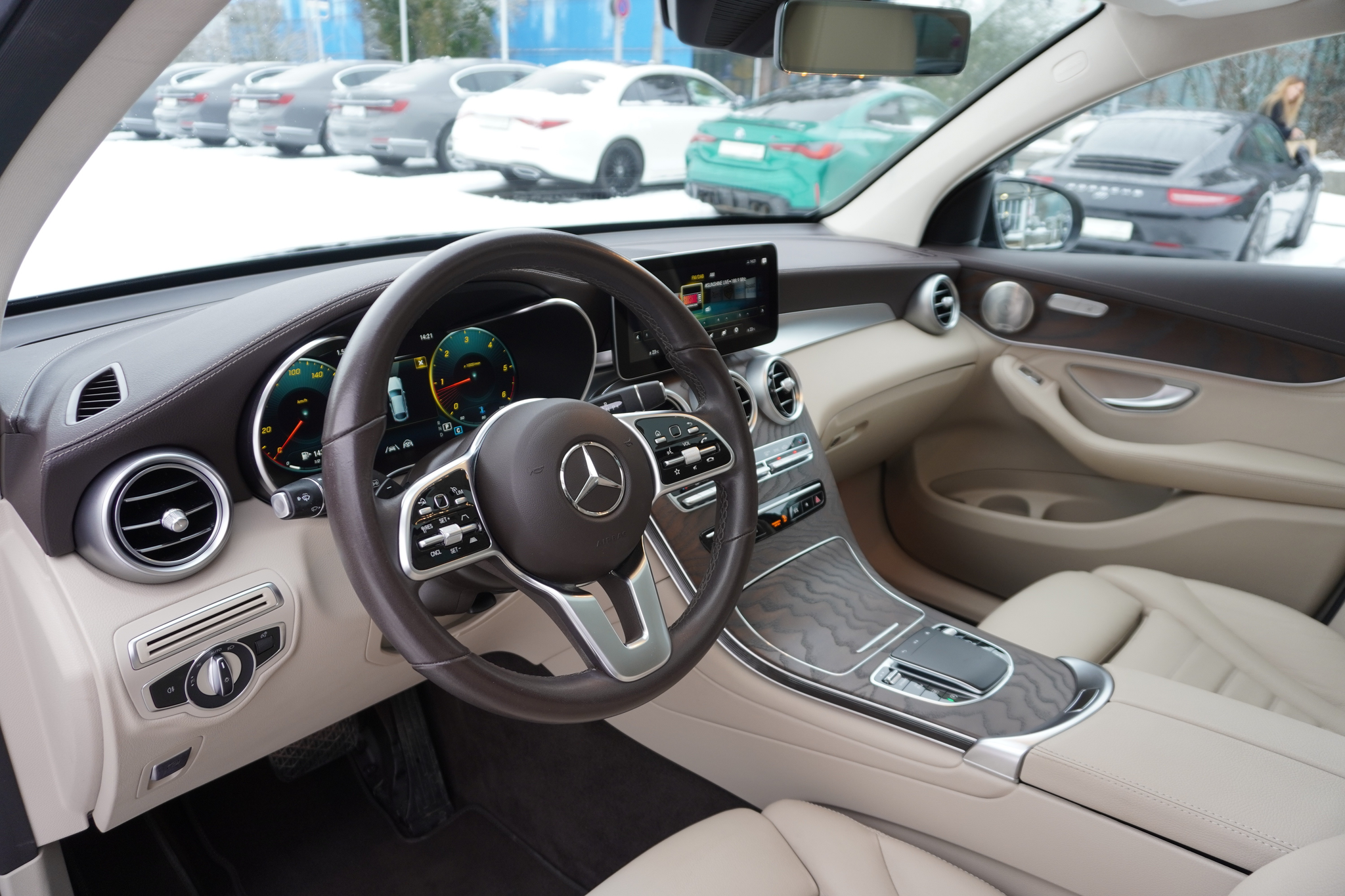 listing desktop thumbnail image 14