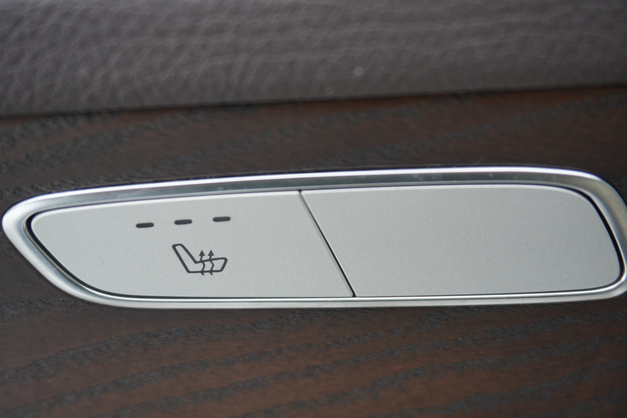 listing desktop thumbnail image 12