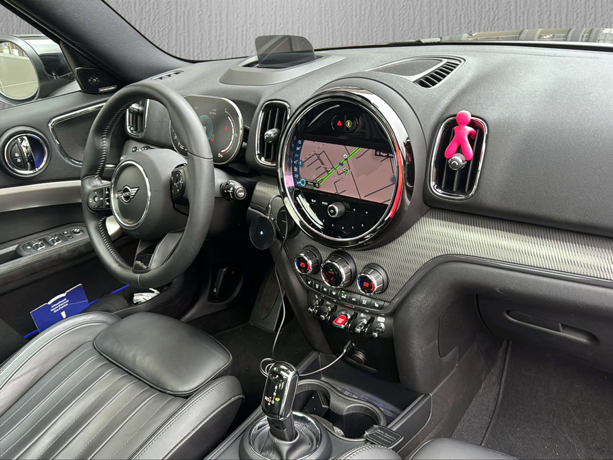 listing desktop thumbnail image 11