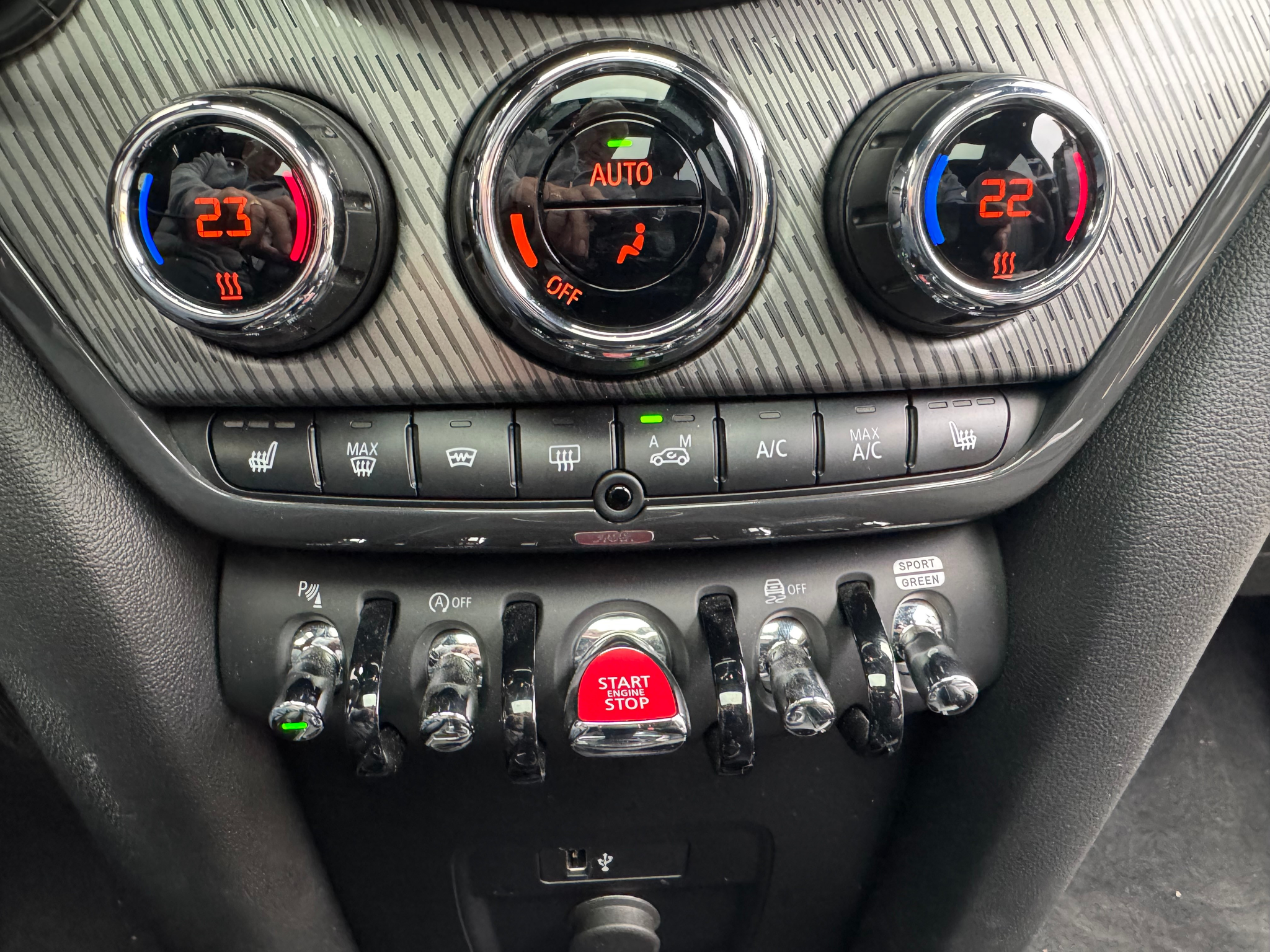 listing desktop thumbnail image 14