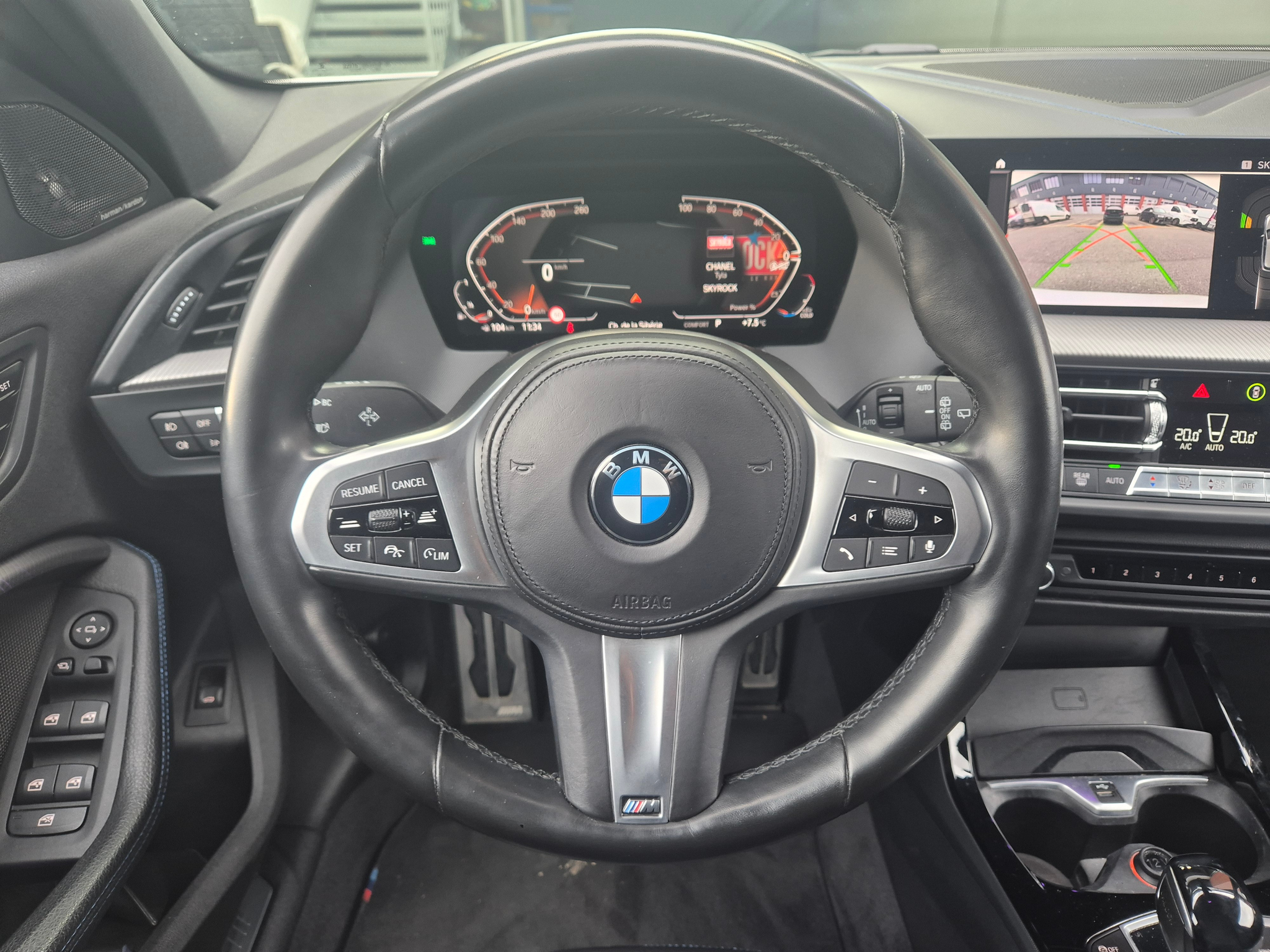 listing desktop thumbnail image 22