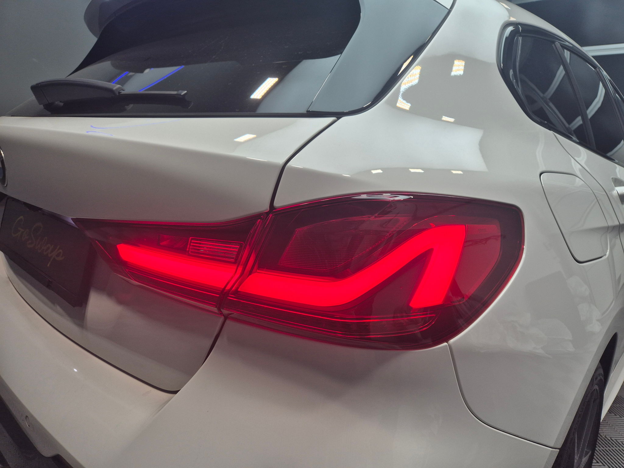 listing desktop thumbnail image 5