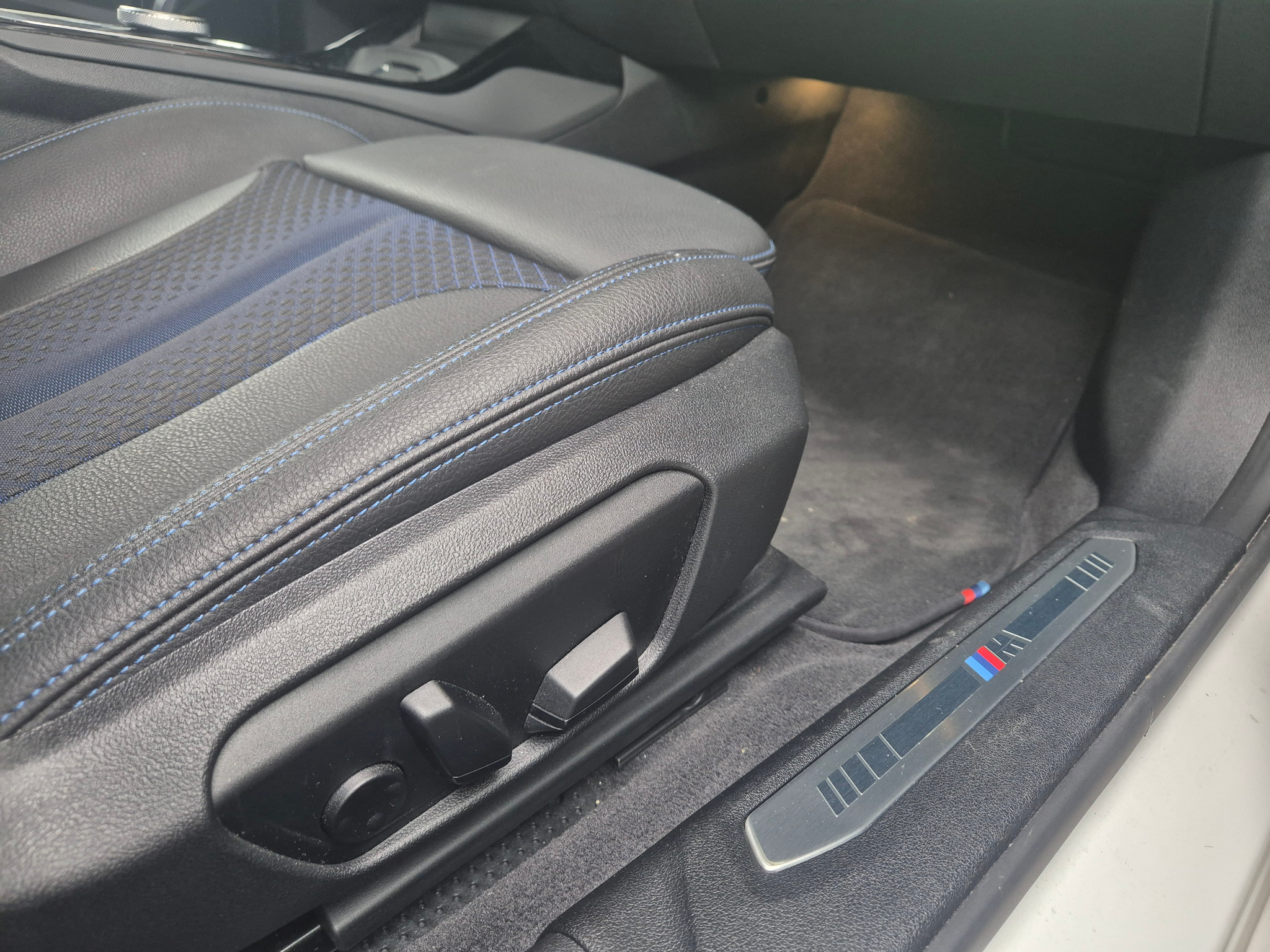 listing desktop thumbnail image 19