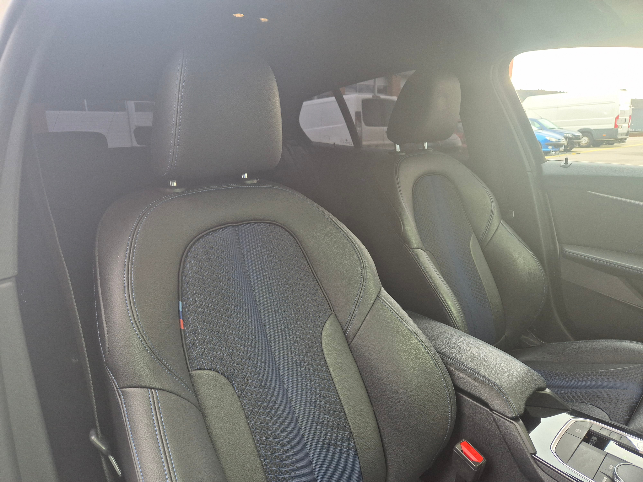 listing desktop thumbnail image 18