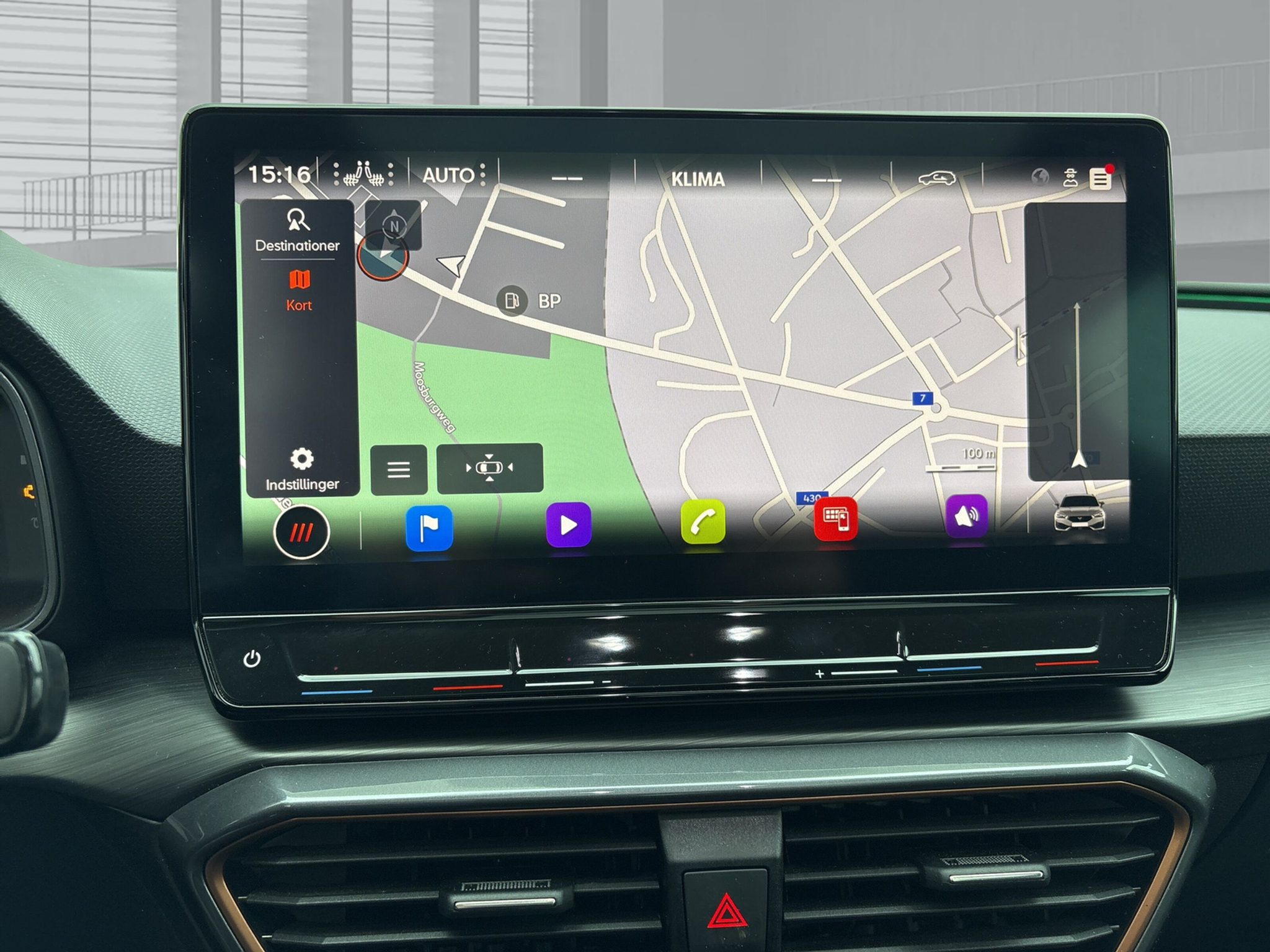 listing desktop thumbnail image 17