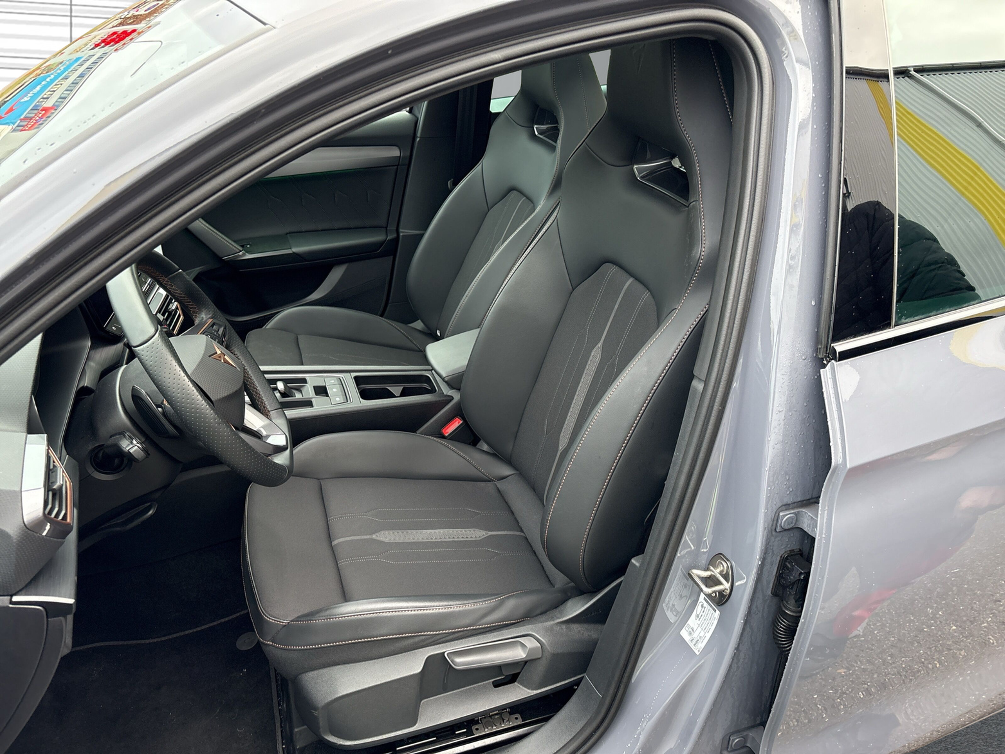 listing desktop thumbnail image 19