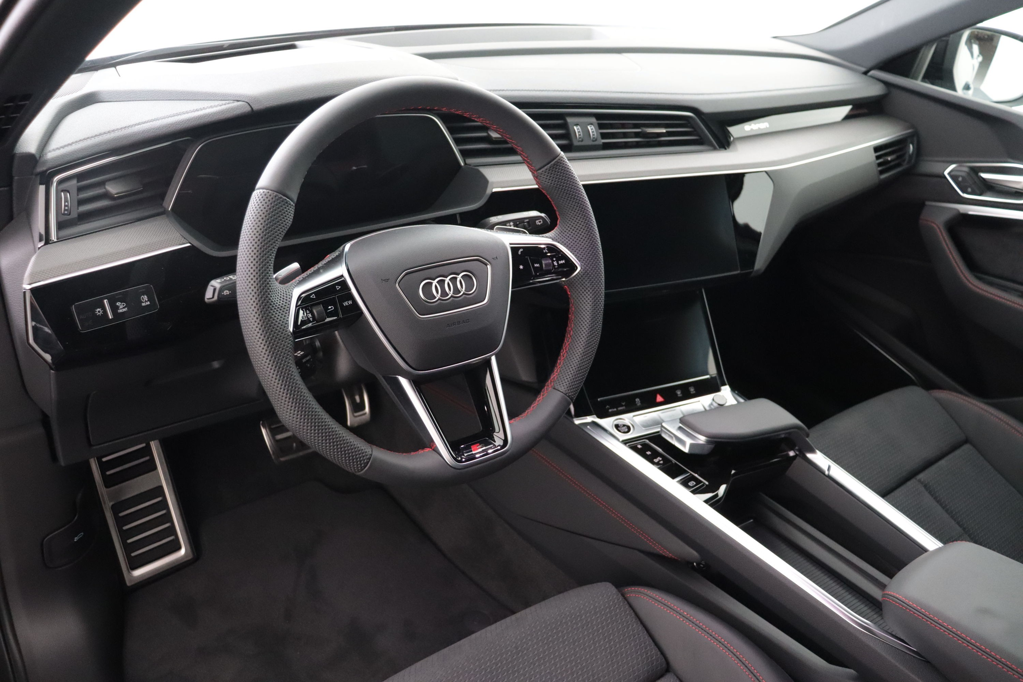 listing desktop thumbnail image 9