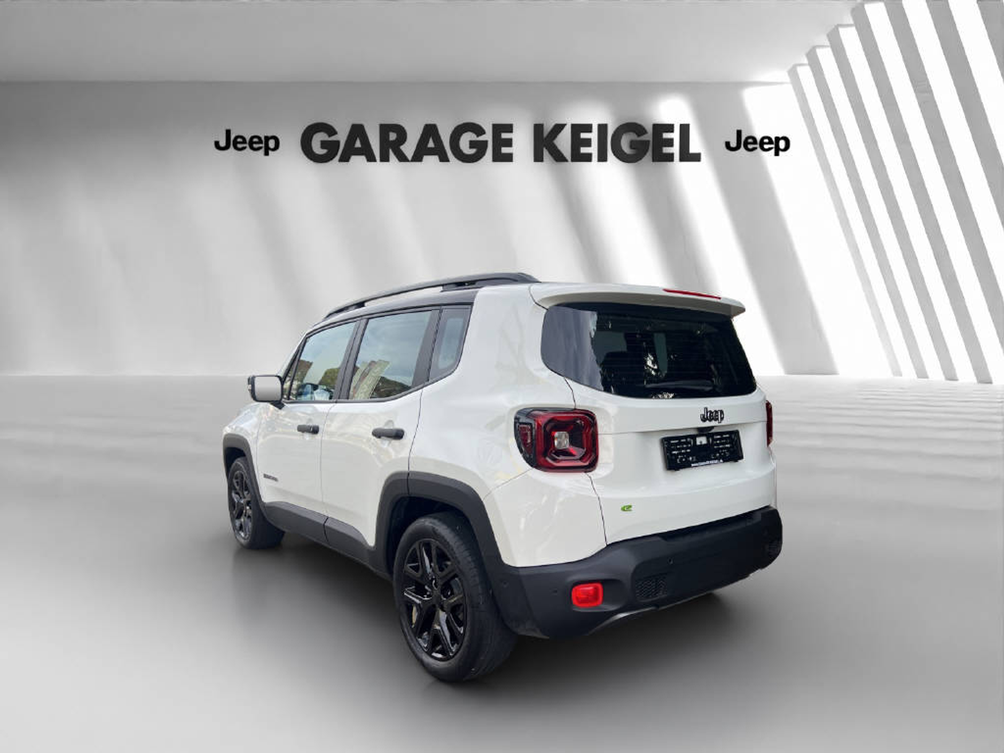 listing desktop thumbnail image 2