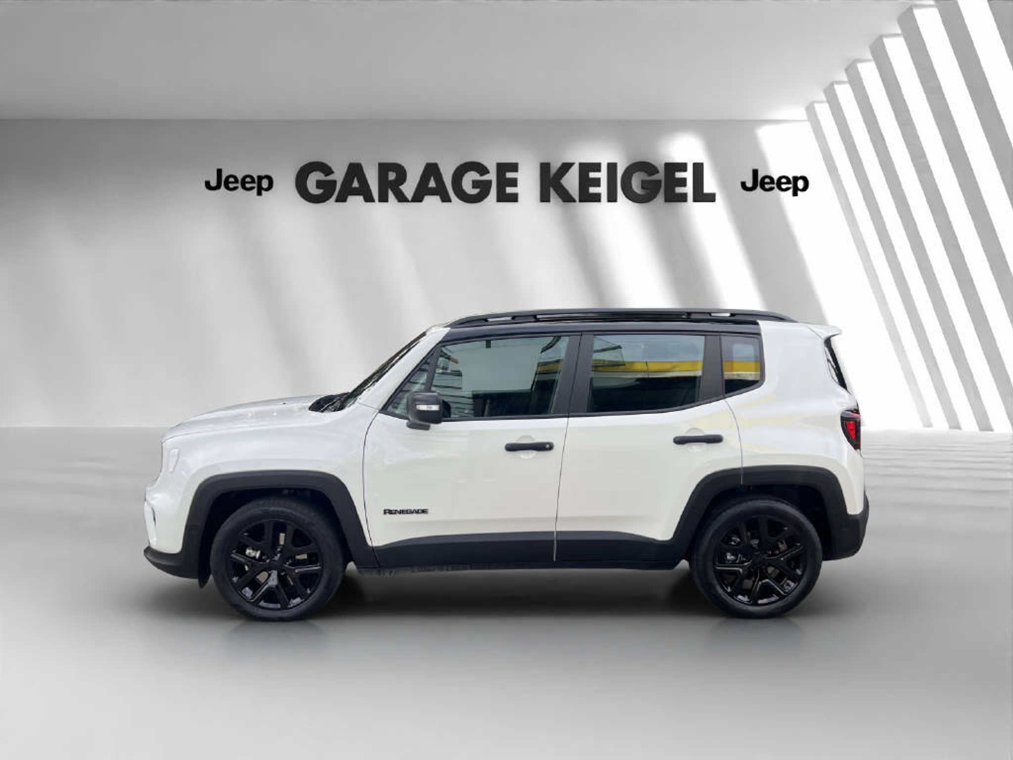 listing desktop thumbnail image 1