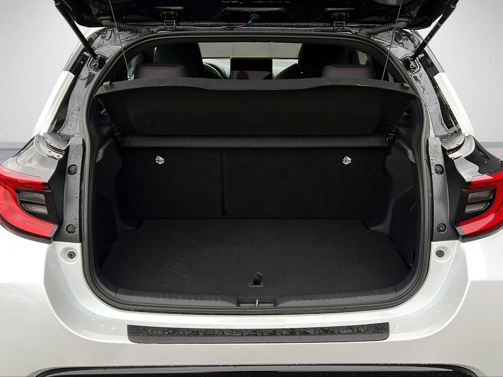 listing desktop thumbnail image 5