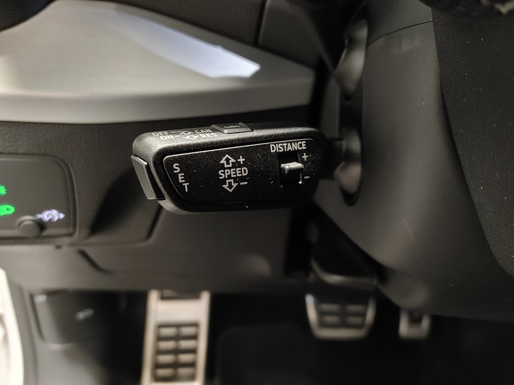 listing desktop thumbnail image 10