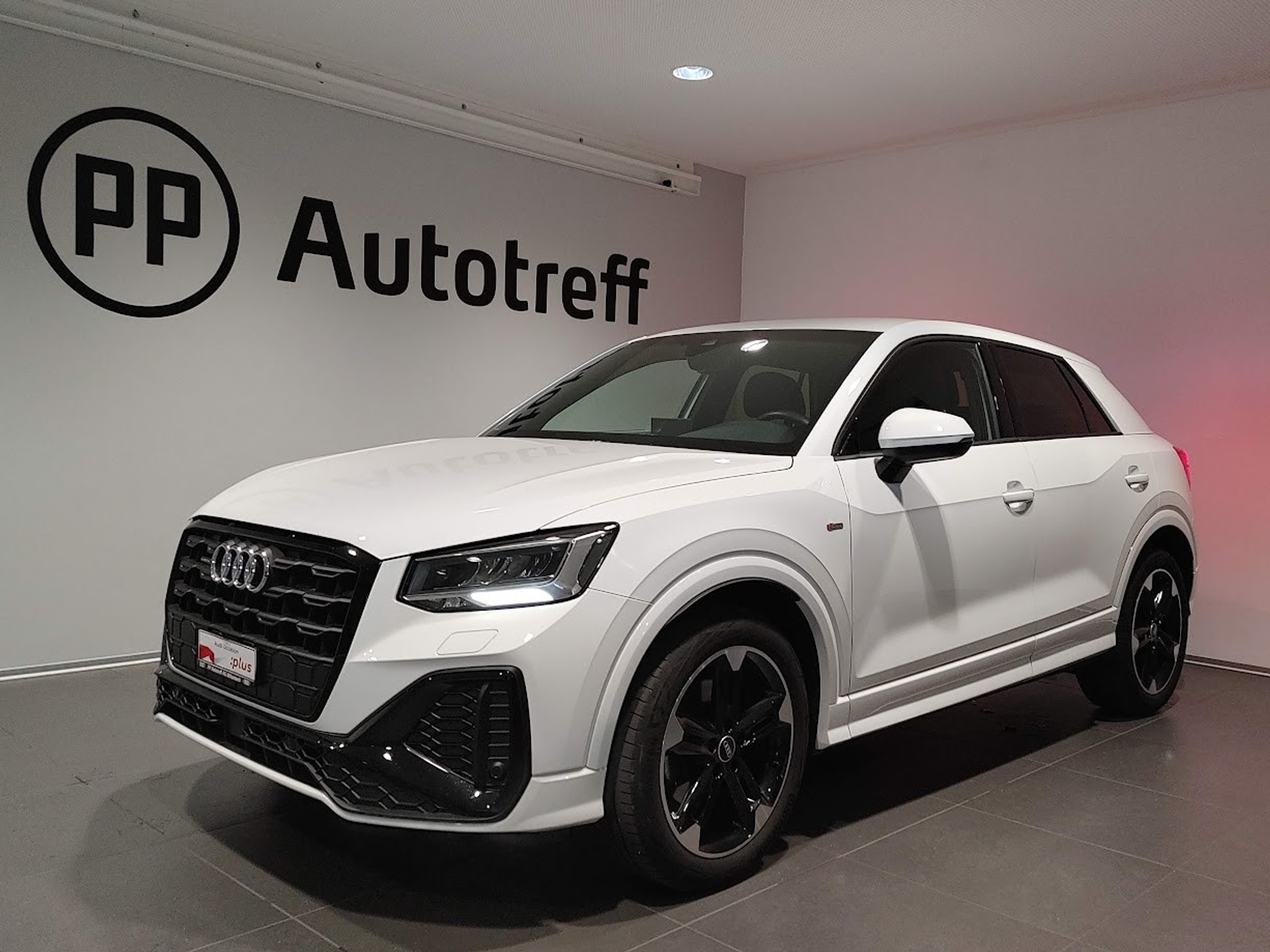 listing desktop thumbnail image 1