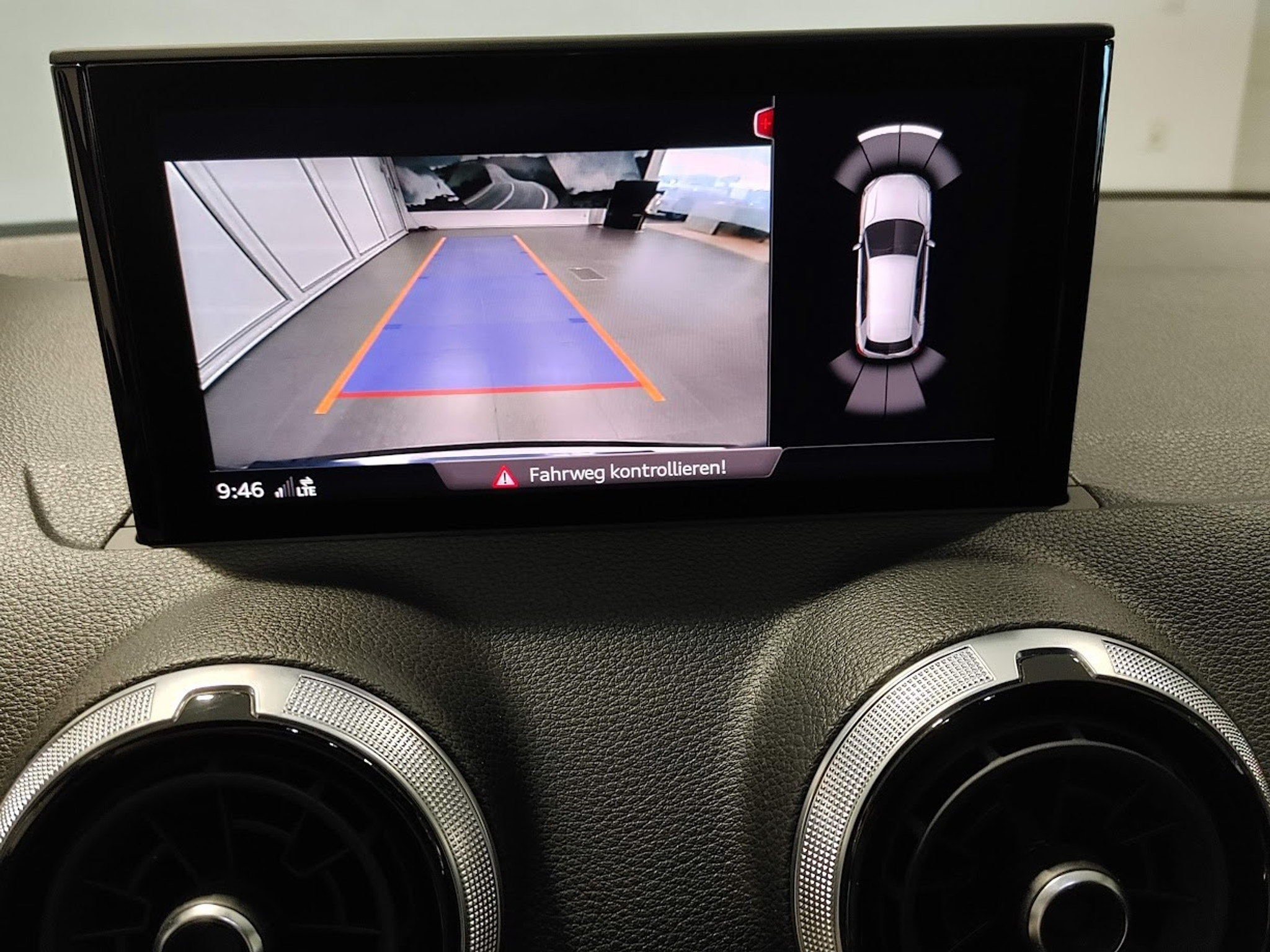 listing desktop thumbnail image 7