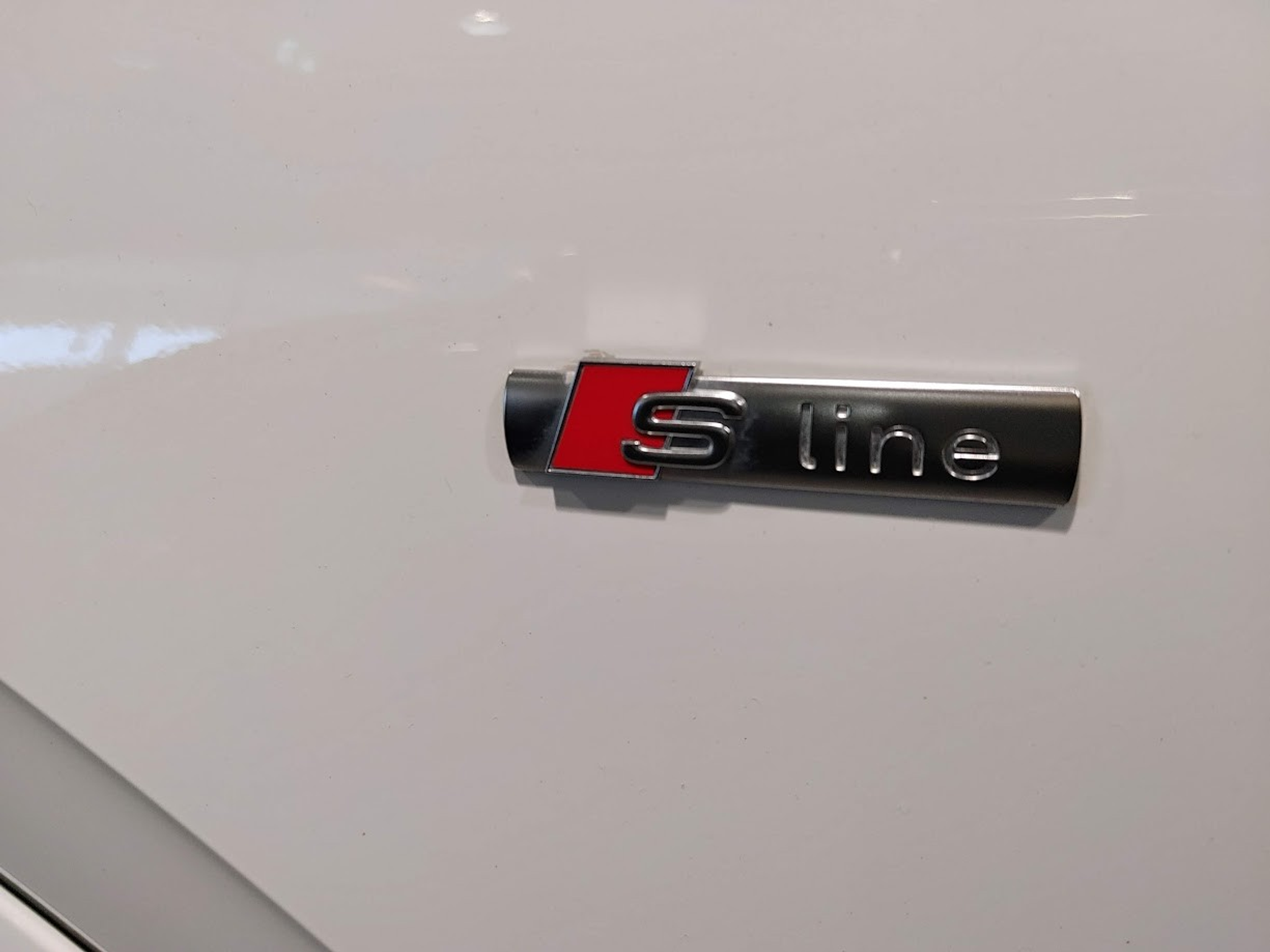 listing desktop thumbnail image 2