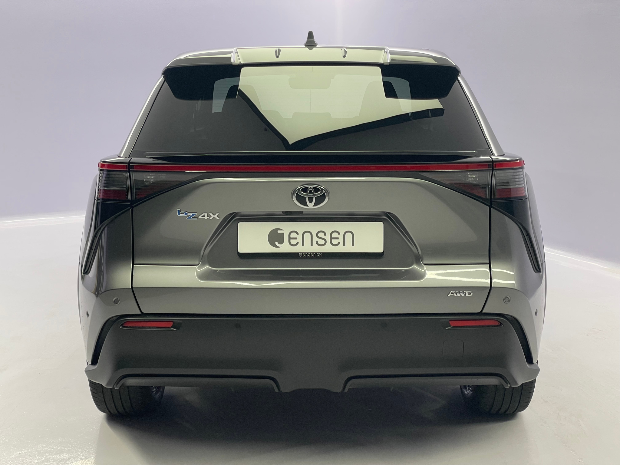 listing desktop thumbnail image 3