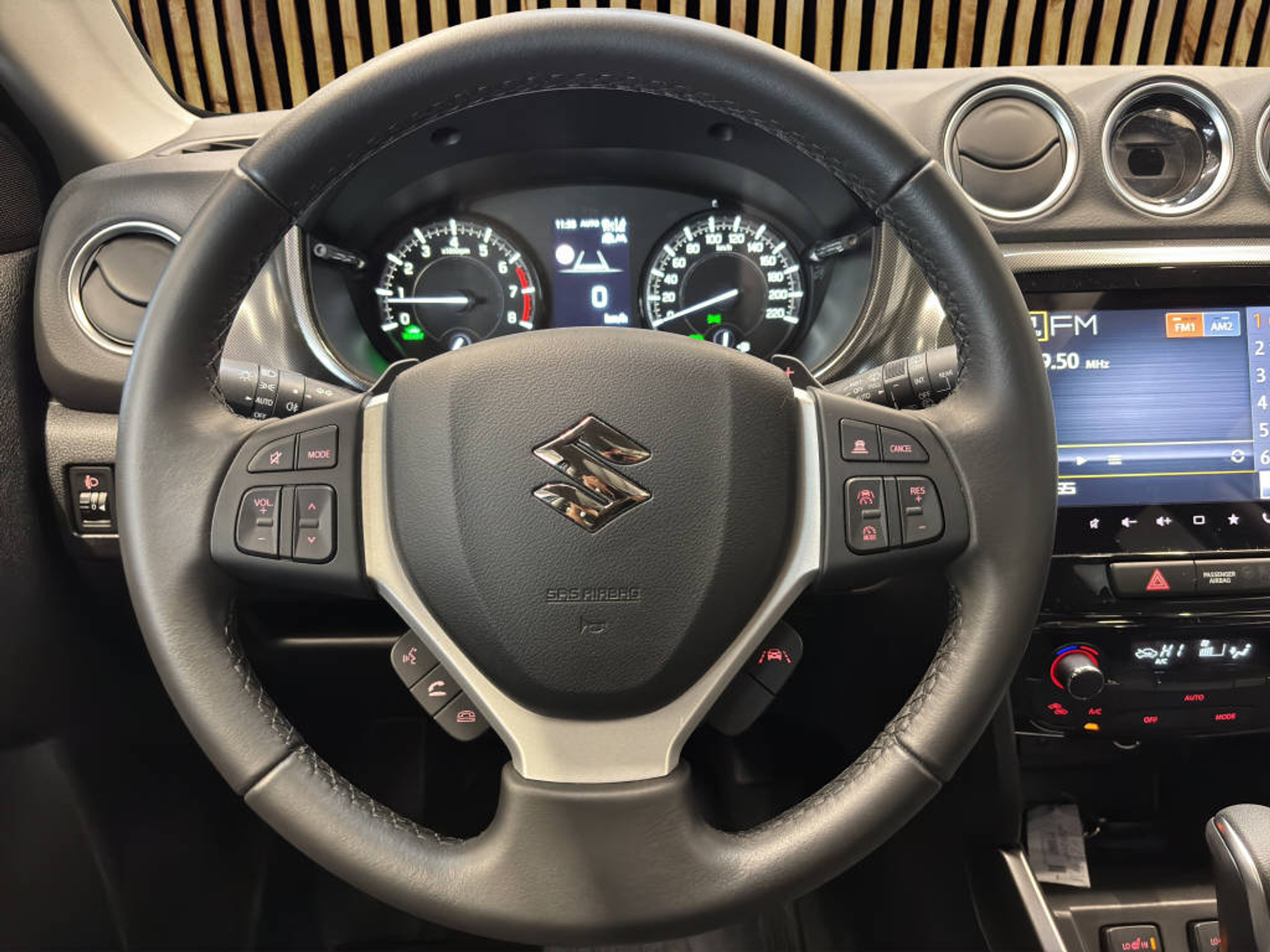 listing desktop thumbnail image 8