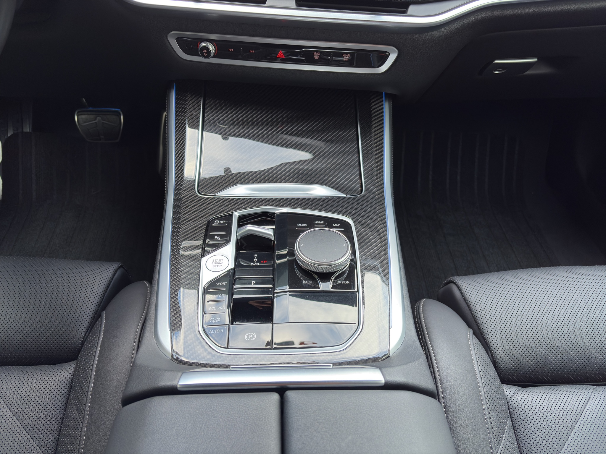 listing desktop thumbnail image 15