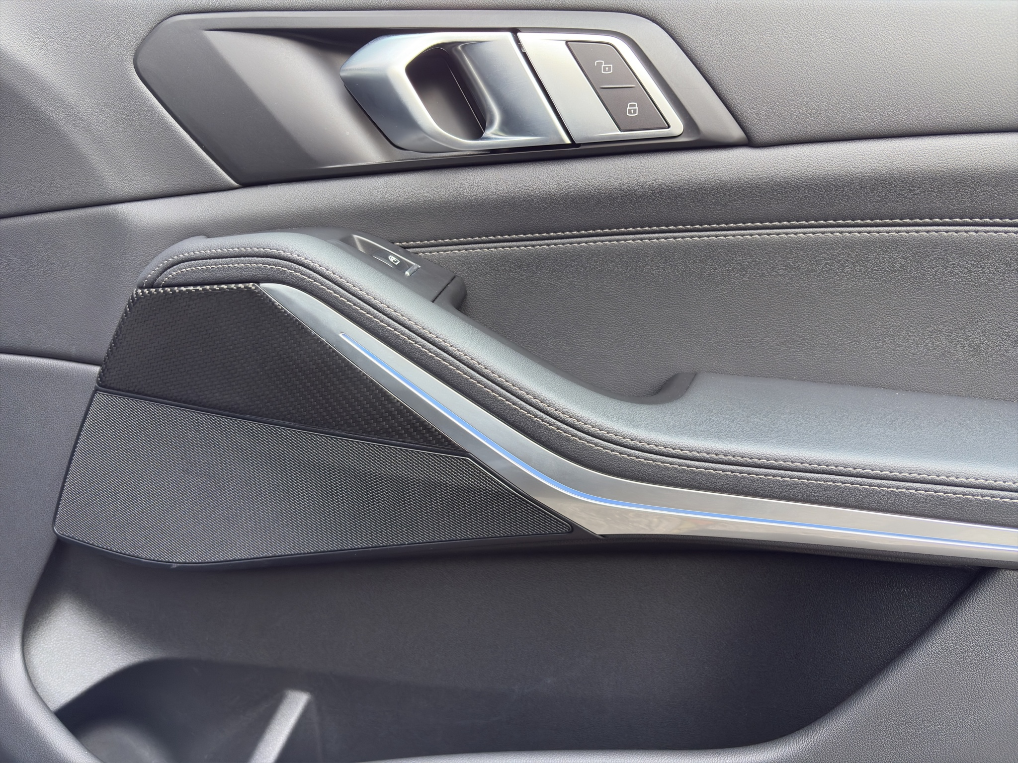 listing desktop thumbnail image 20