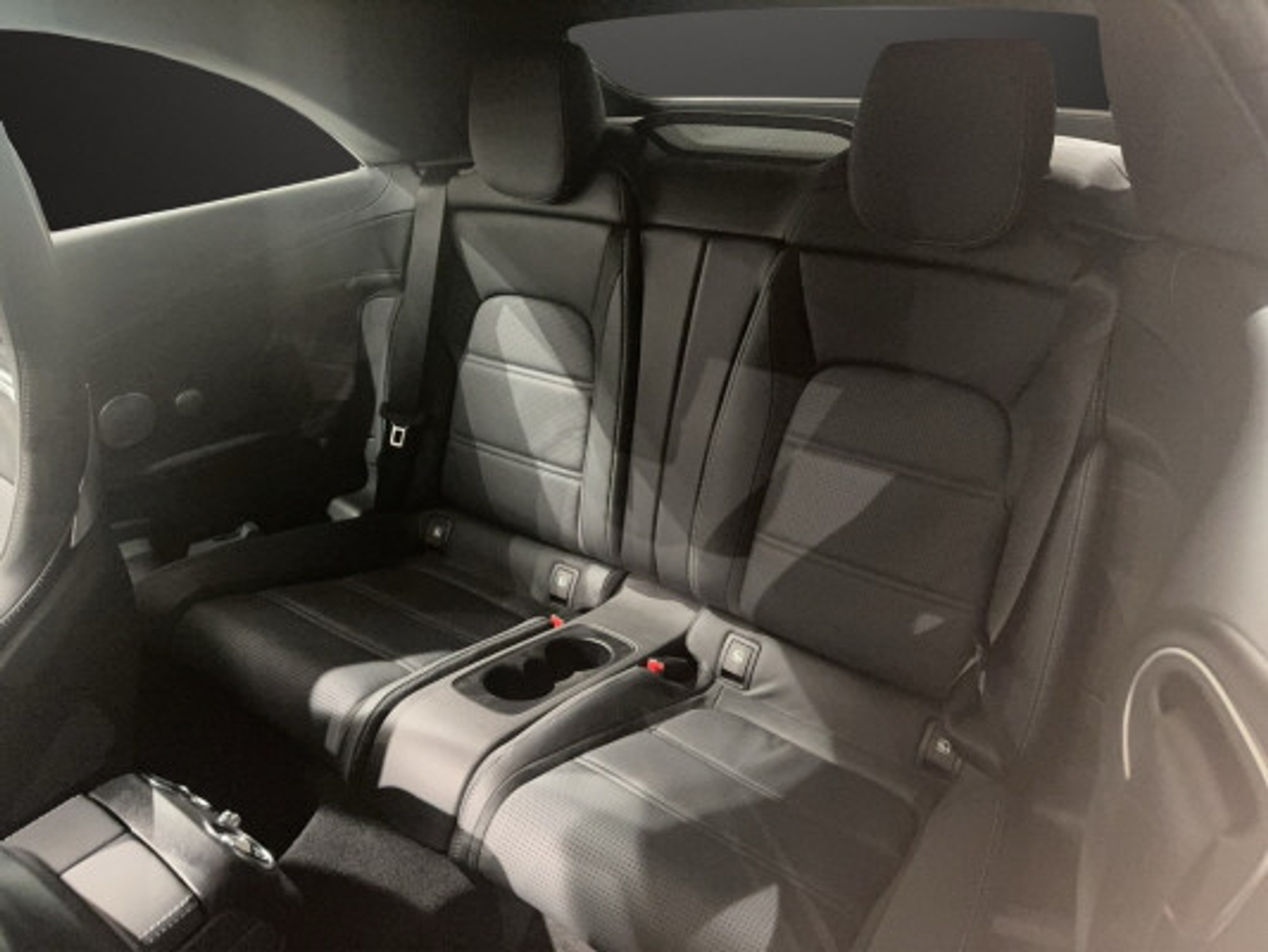 listing desktop thumbnail image 7