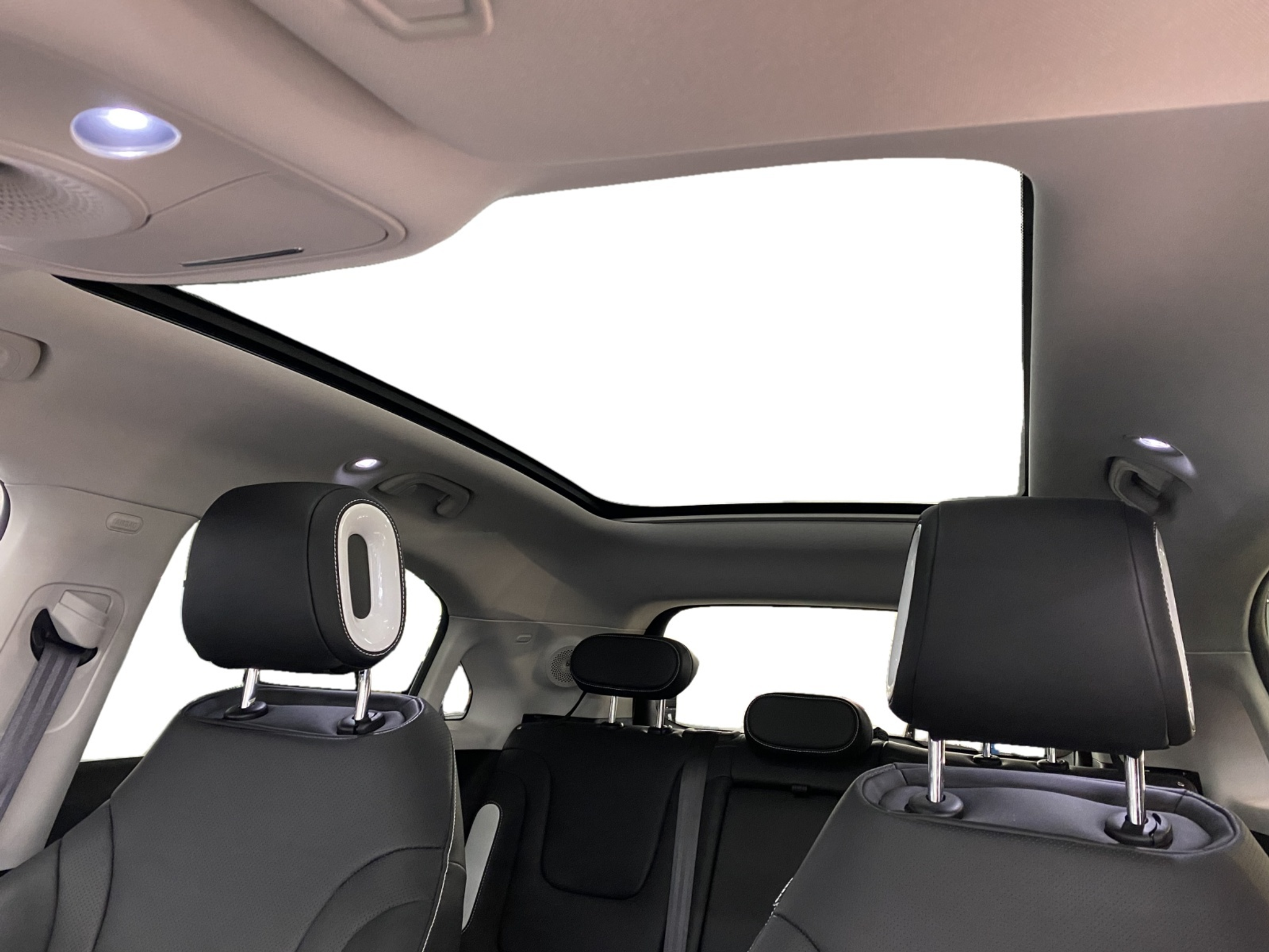 listing desktop thumbnail image 11